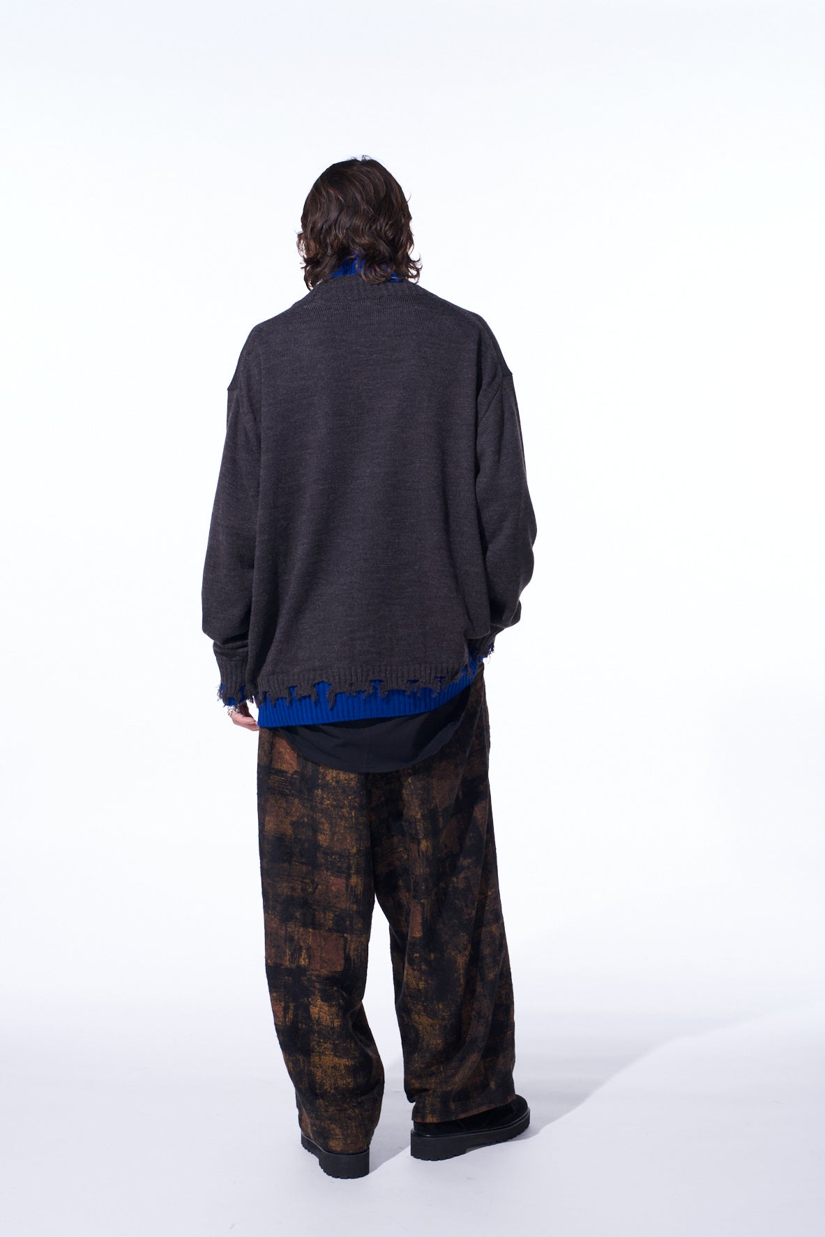 CORPILON BULKY WOOL COLOR-BLOCKED DAMAGE CARDIGAN