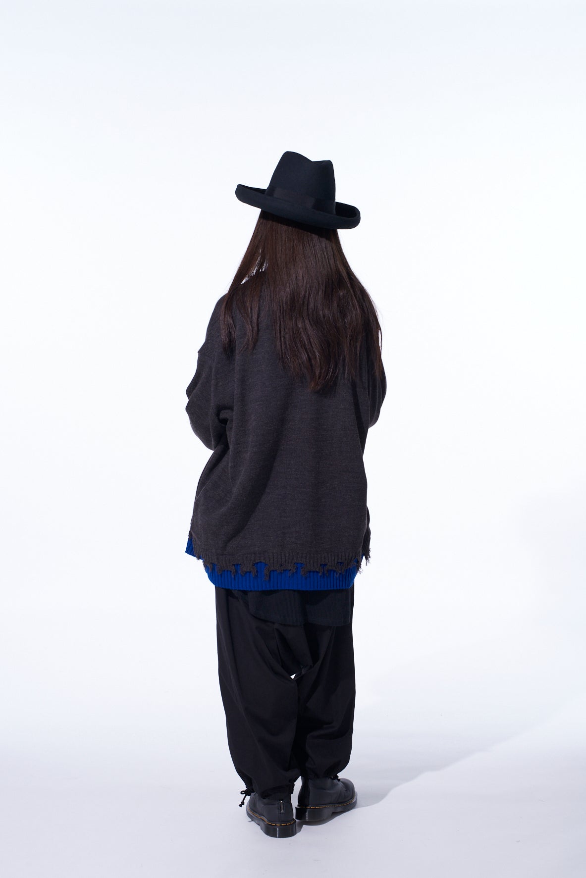 CORPILON BULKY WOOL COLOR-BLOCKED DAMAGE CARDIGAN