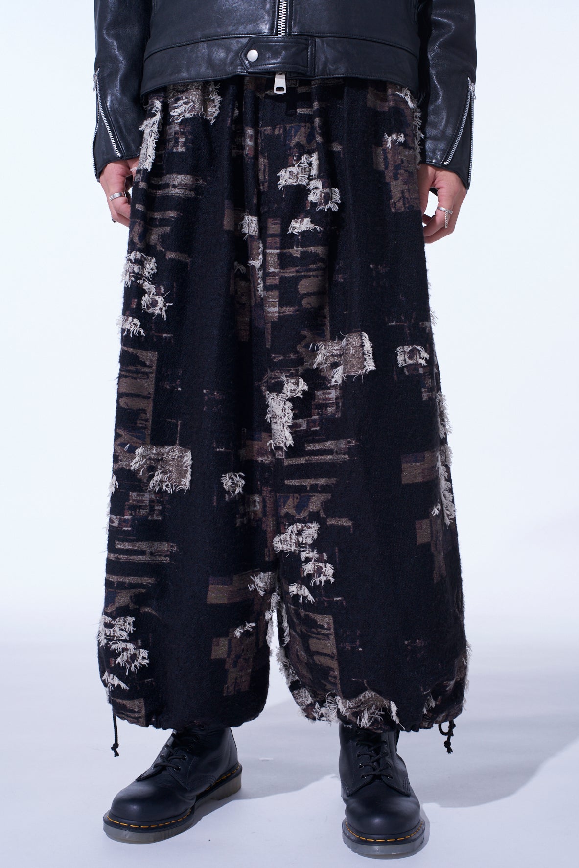 PATCHWORK CUT JACQUARD BALLOON PANTS