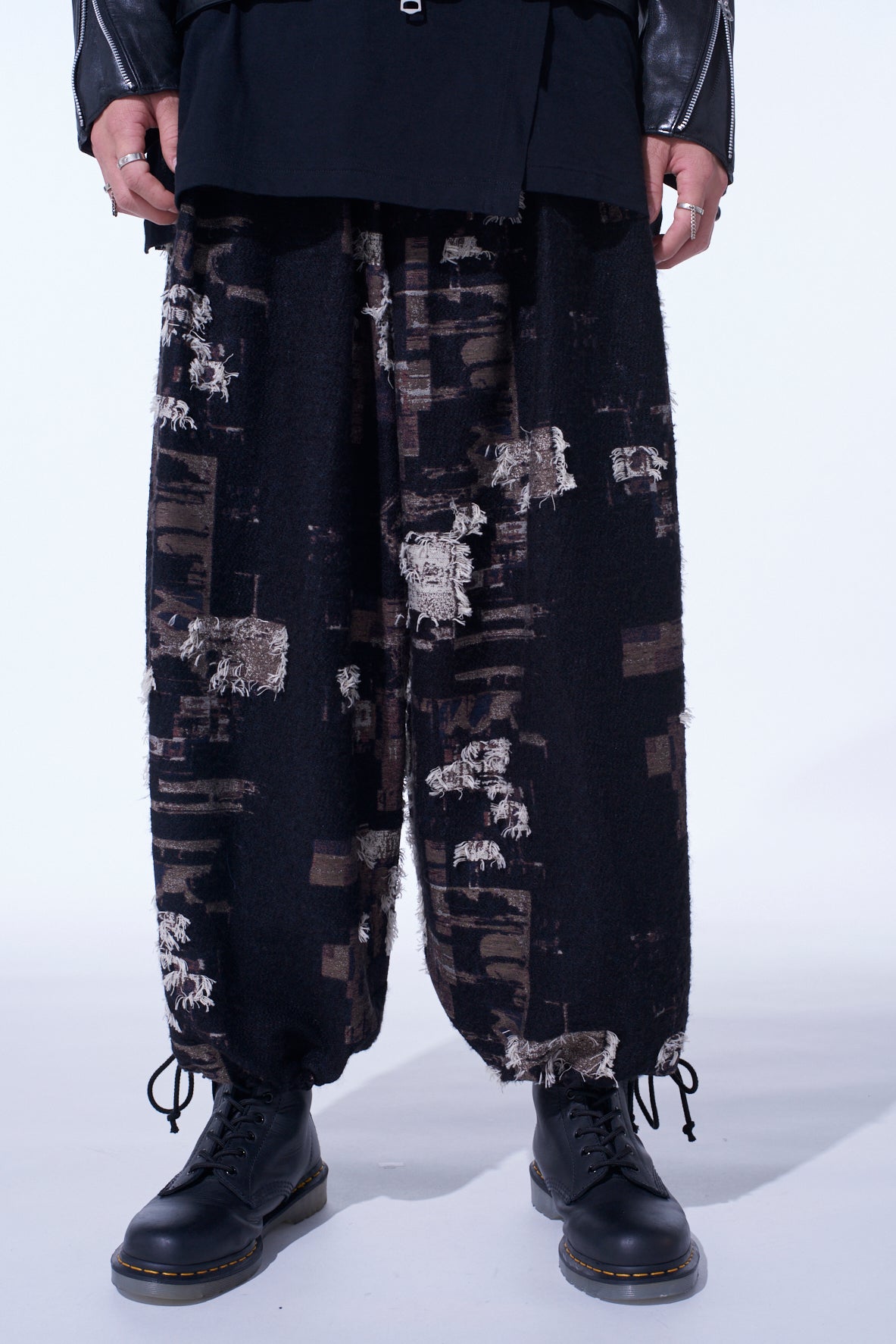 PATCHWORK CUT JACQUARD BALLOON PANTS