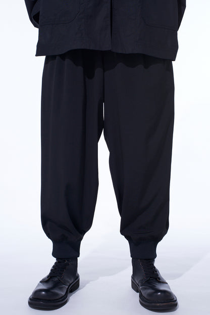 CREPE de CHINE HEM RIB 2 TUCK JOGGER PANTS