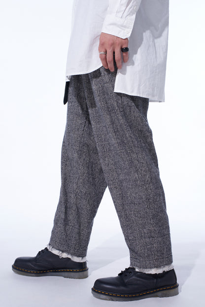 GLEN CHECK CUT-OUT HEM PANTS