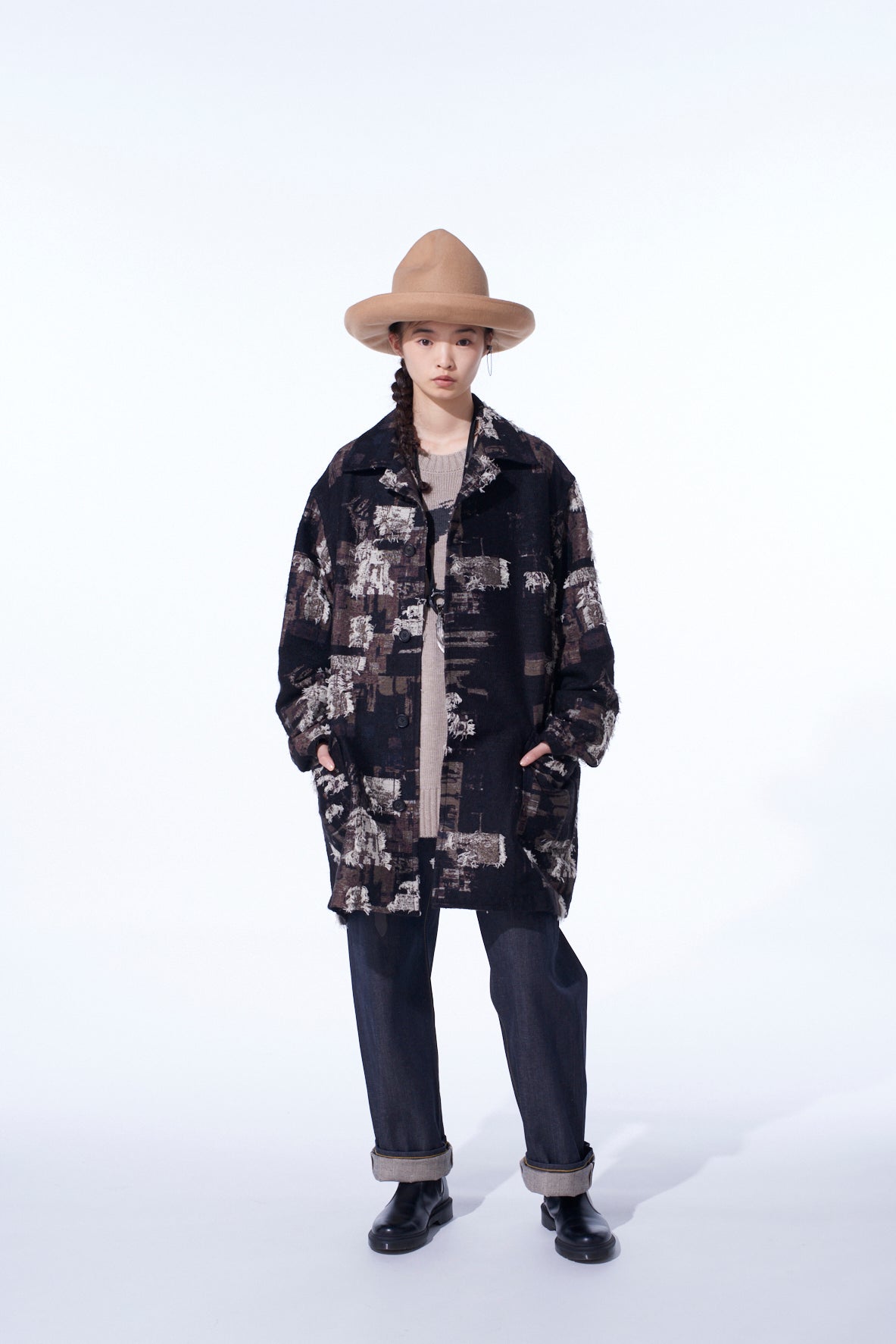 PATCHWORK CUT JACQUARD POCKET HALF COAT