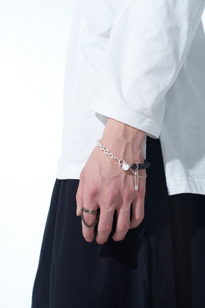 SAFETY PINS ONYX BRACELET