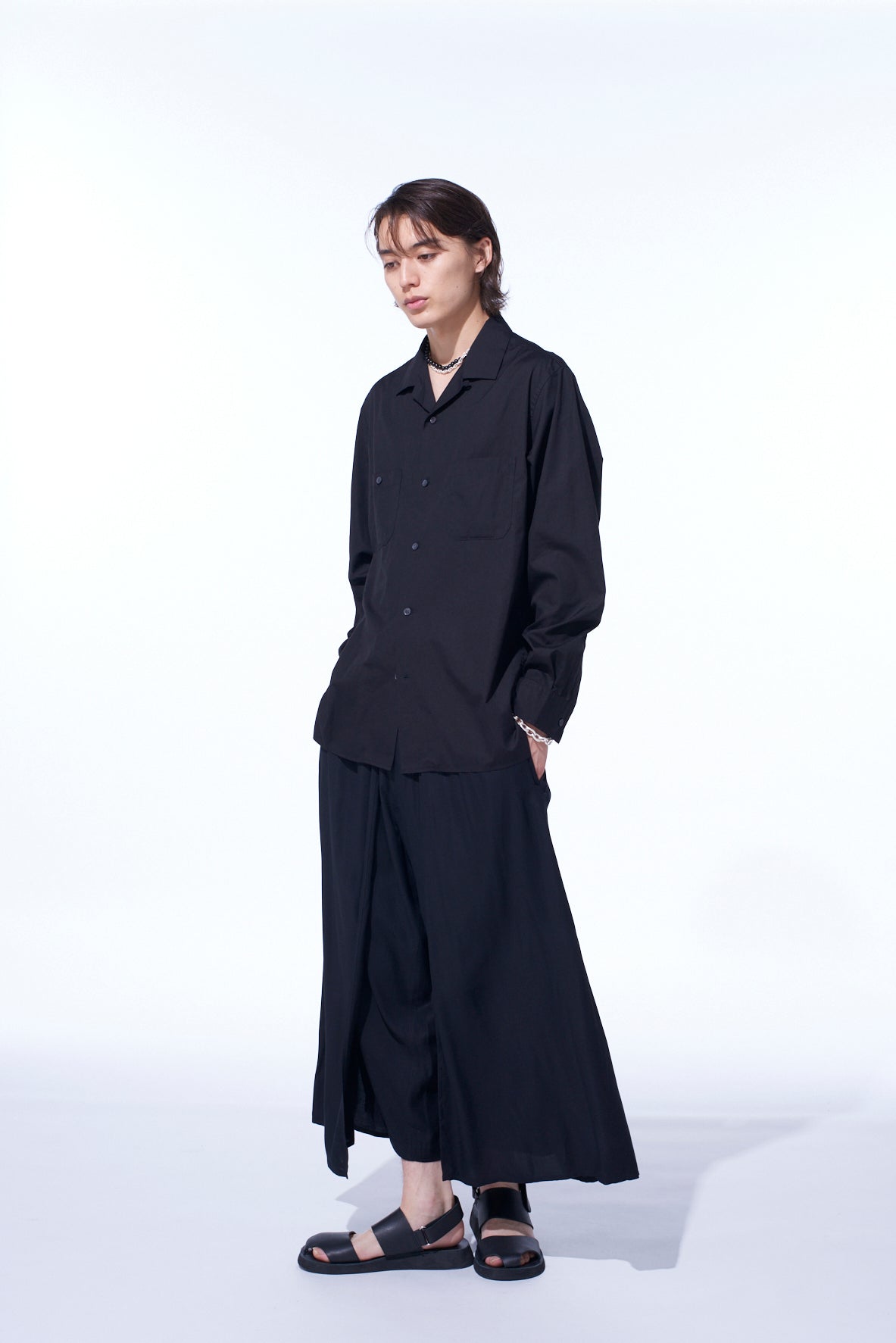 COTTON BROAD LOOSE-FIT OPEN COLLAR SHIRT