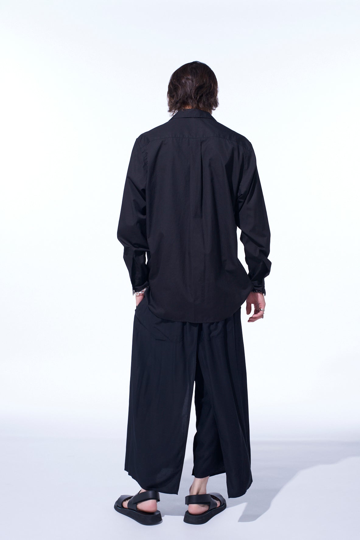COTTON BROAD LOOSE-FIT OPEN COLLAR SHIRT