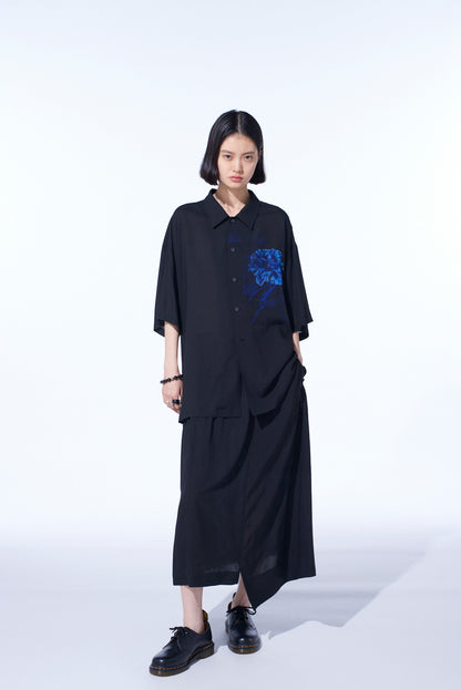 "BLUE CARNATION" COLLAGE PRINTED OPEN-COLLAR SHIRT