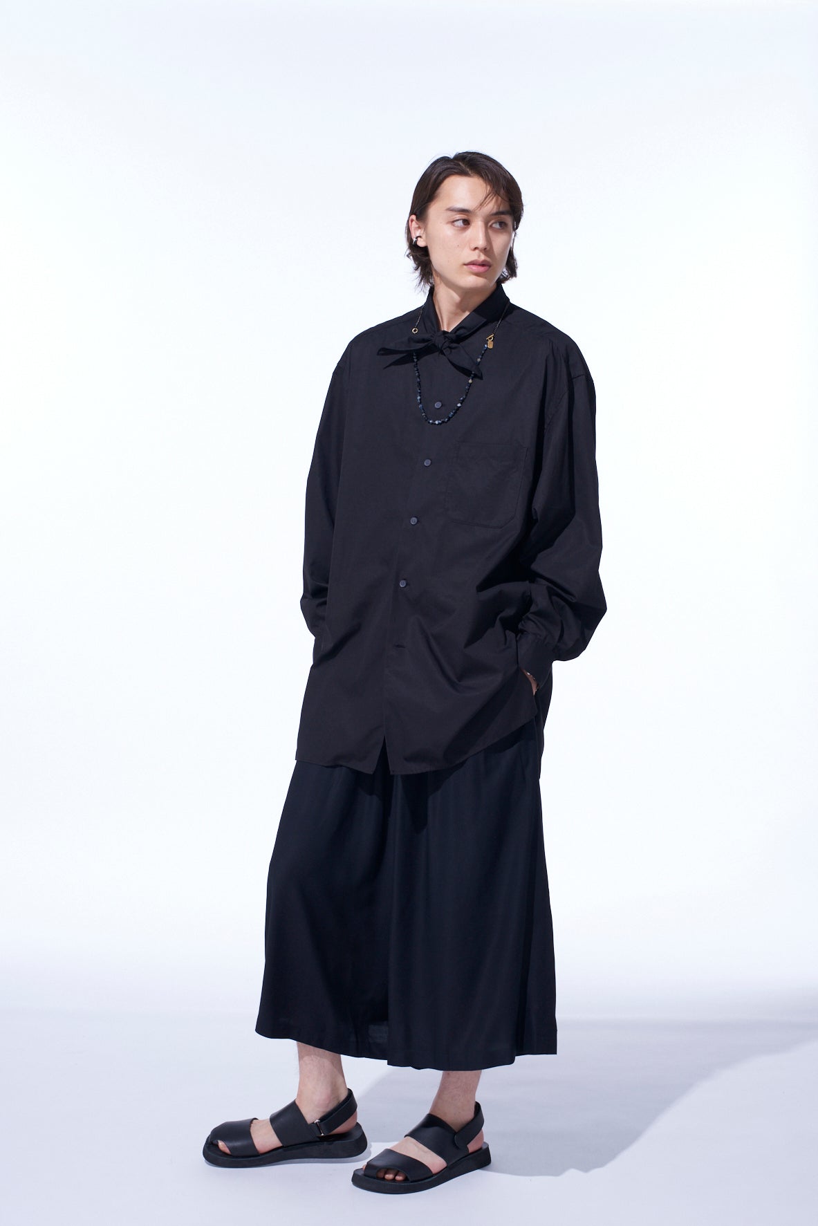 COTTON BROAD RIBBON COLLAR SHIRT