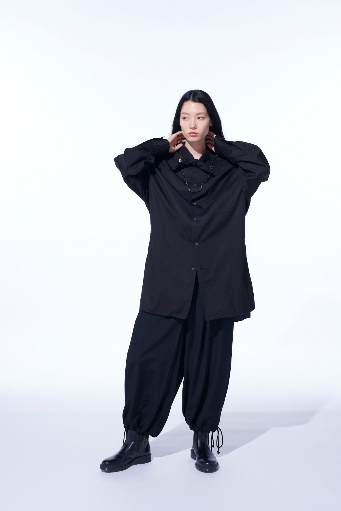 COTTON BROAD RIBBON COLLAR SHIRT