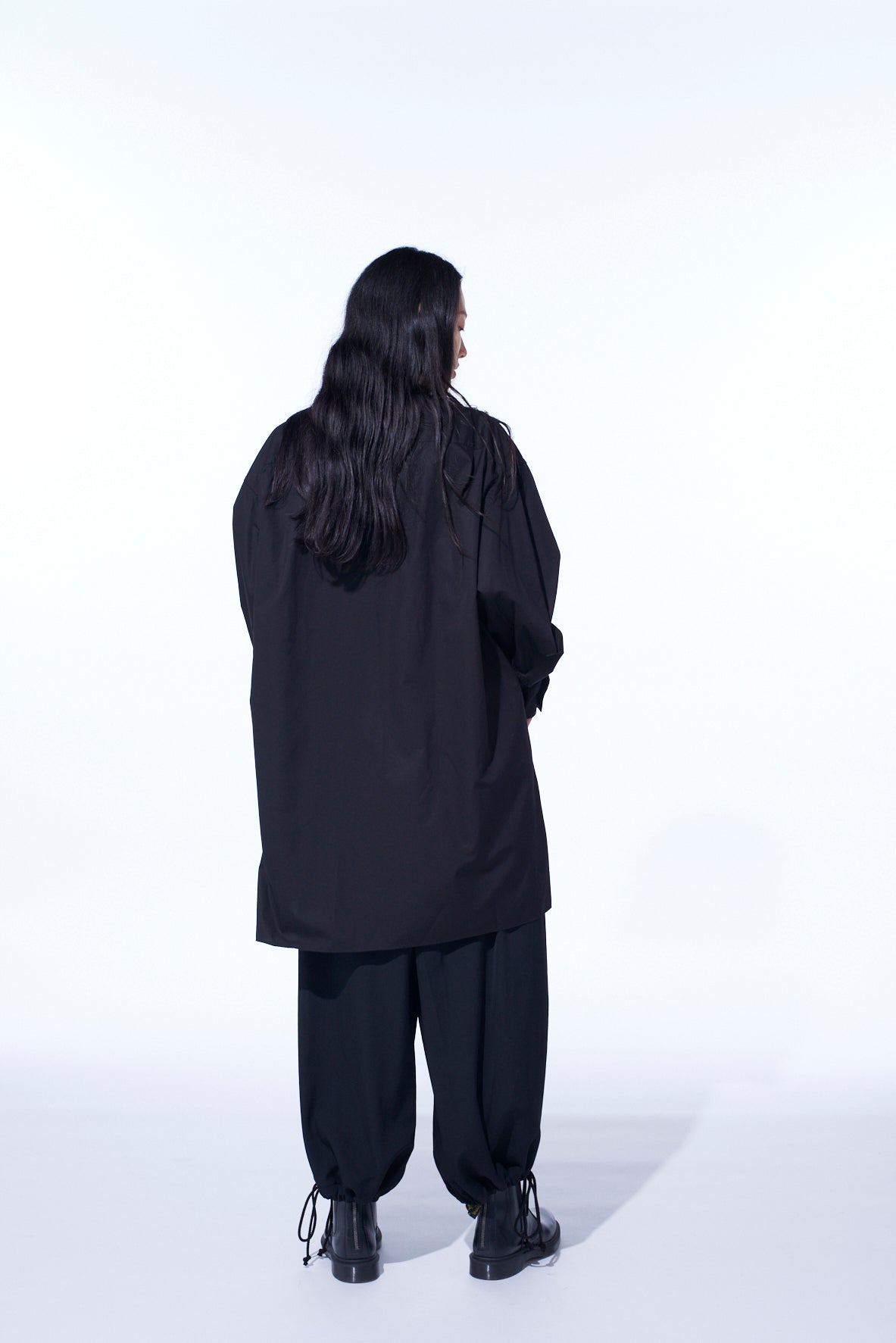 COTTON BROAD RIBBON COLLAR SHIRT