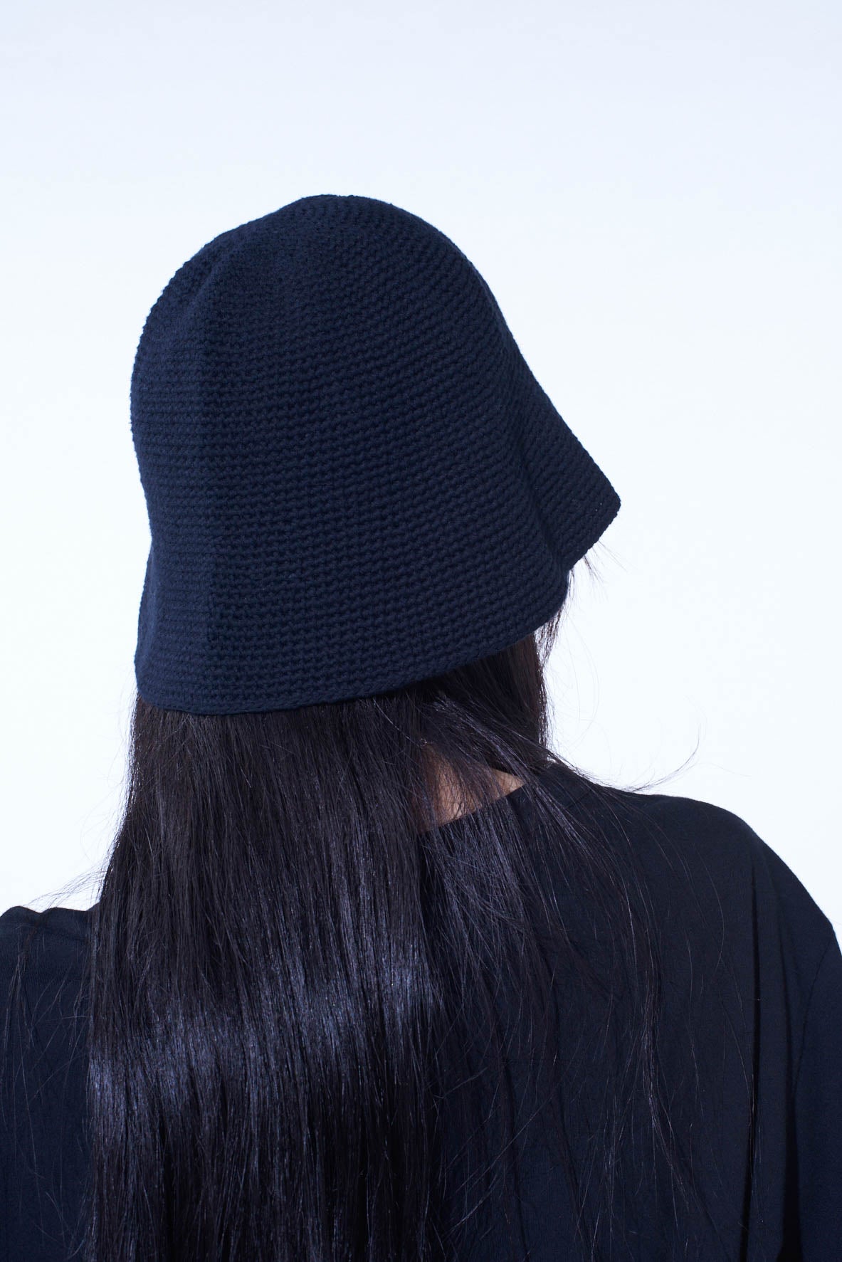 KNITTED TULIP HAT