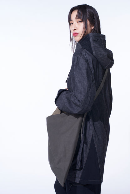 COTTON CANVAS DEFORMED DESIGN BAG