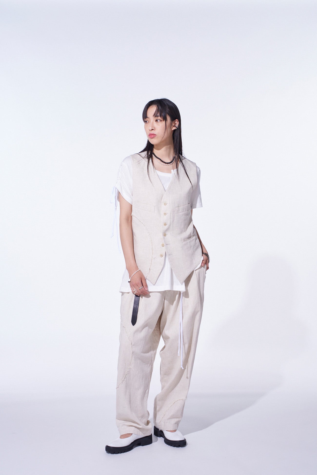LINEN/COTTON HERRINGBONE ZIGZAG CUT-OUT PANTS