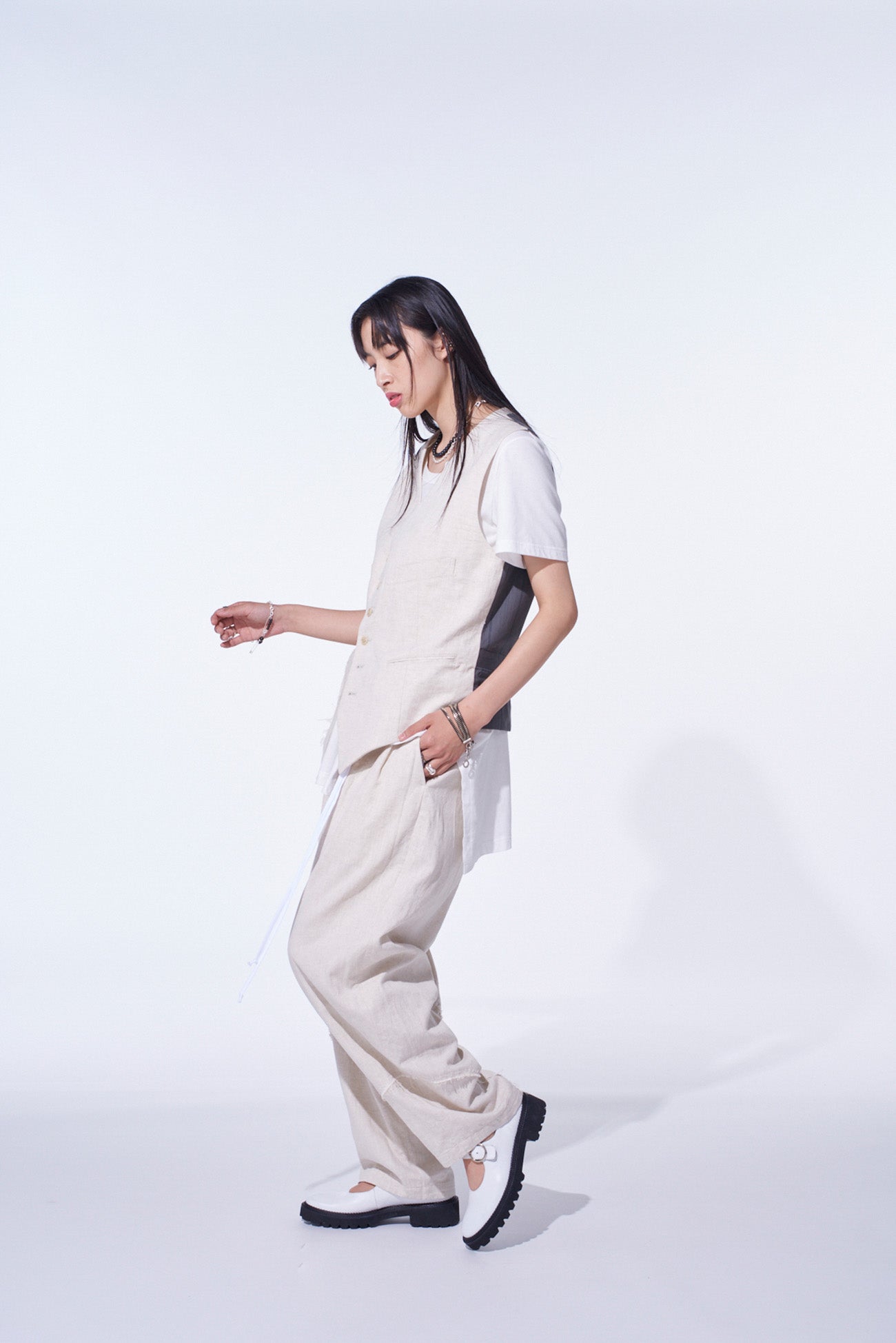 LINEN/COTTON HERRINGBONE ZIGZAG CUT-OUT PANTS