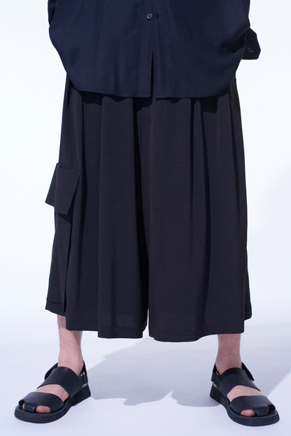 CREPE de CHINE CROPPED WIDE PANTS WITH GUSSETED FLAP POCKET