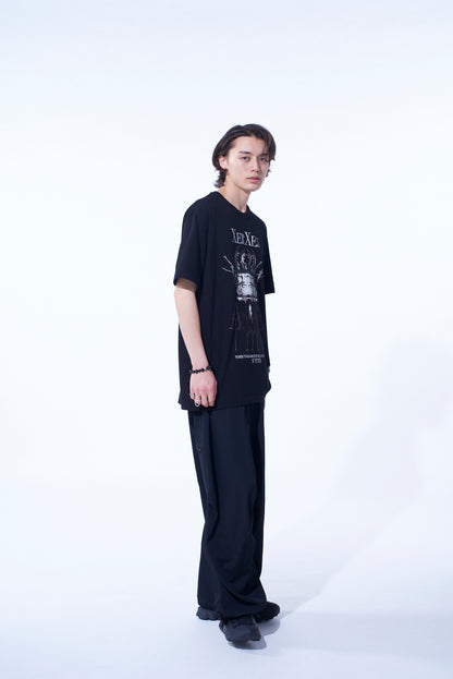 S'YTE x KOICHI IYODA ARTWORK PRINTED T-SHIRT -Xerxes-