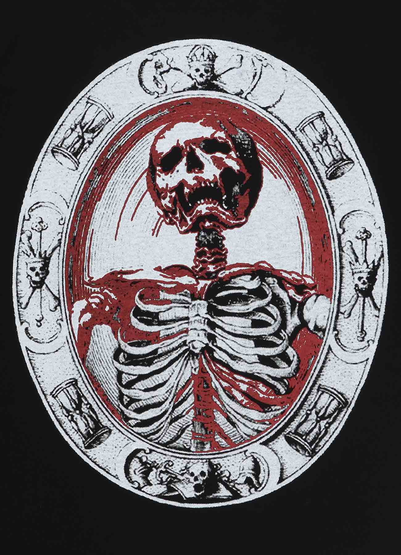 GRAPHIC T-SHIRT -GRIEVING SKULL-