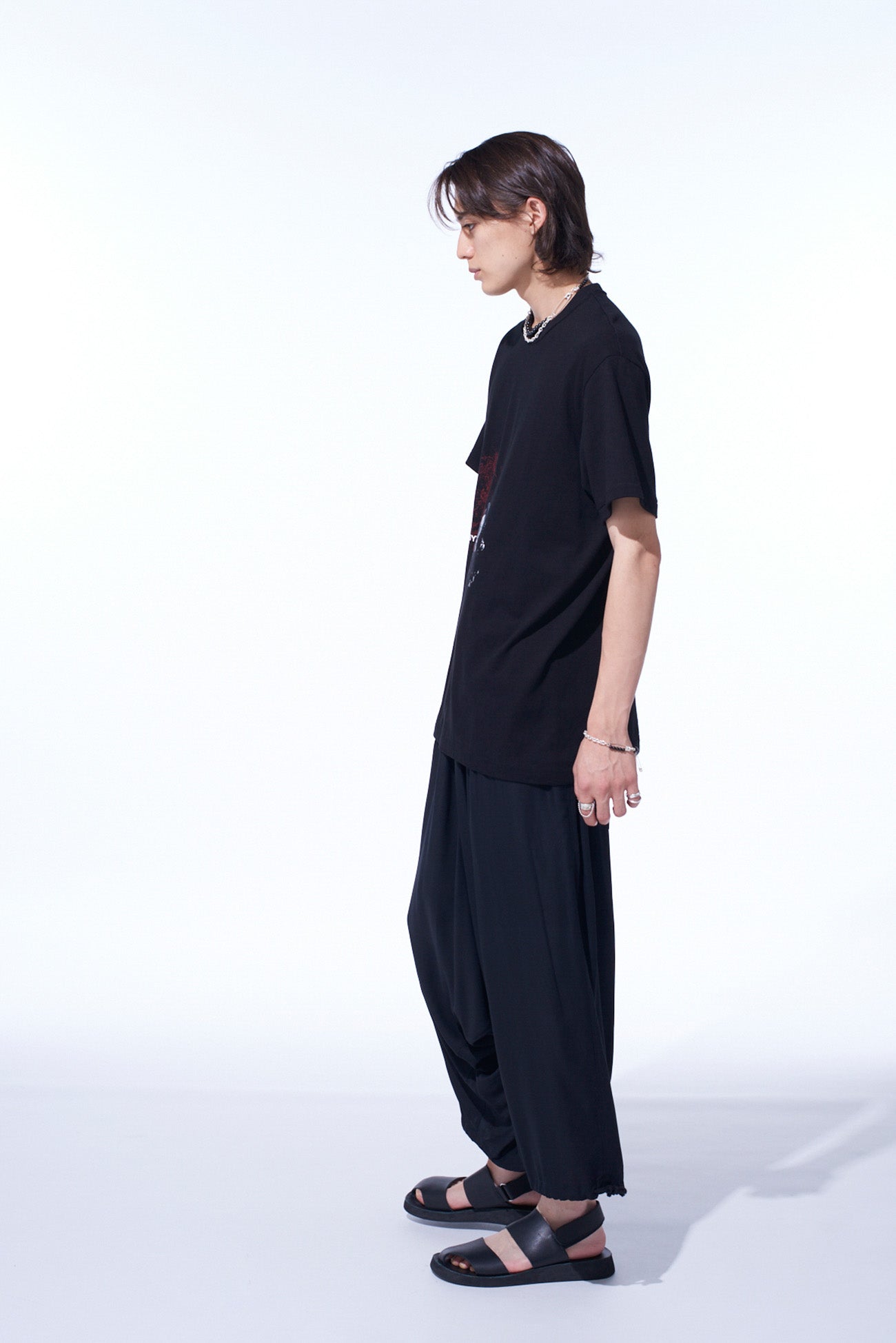 GRAPHIC T-SHIRT -SAD WOMAN-