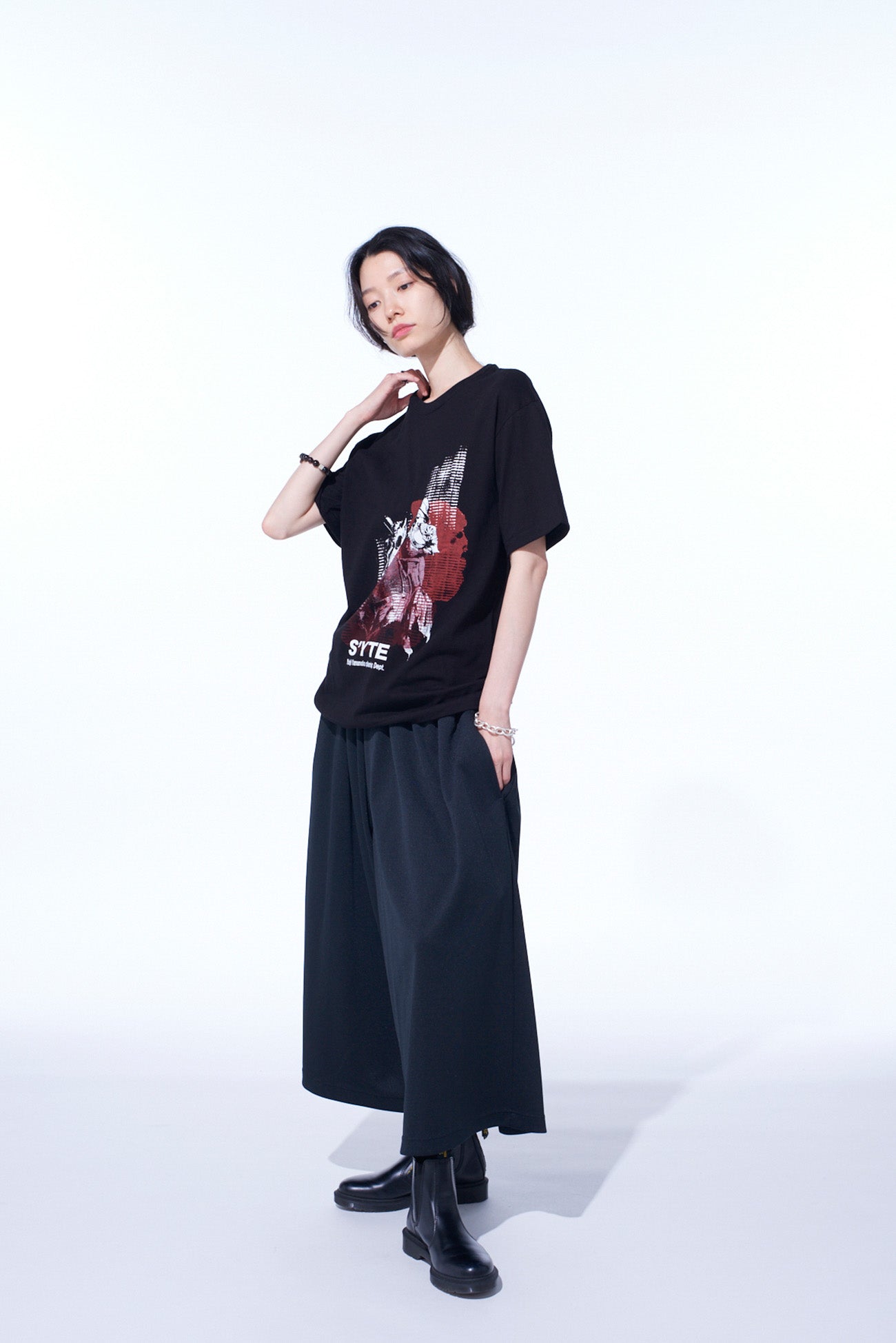 GRAPHIC T-SHIRT -KNIGHT-