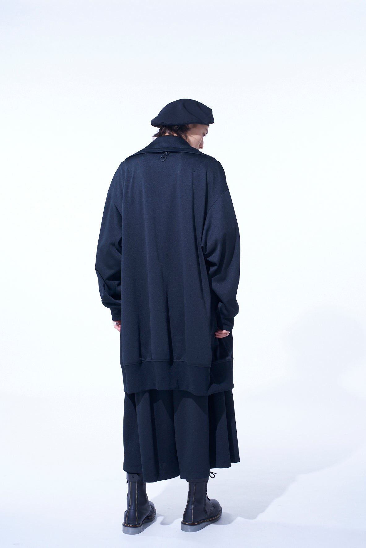 PE/SMOOTH JERSEY OVERSIZED LONG TRUCK TOP