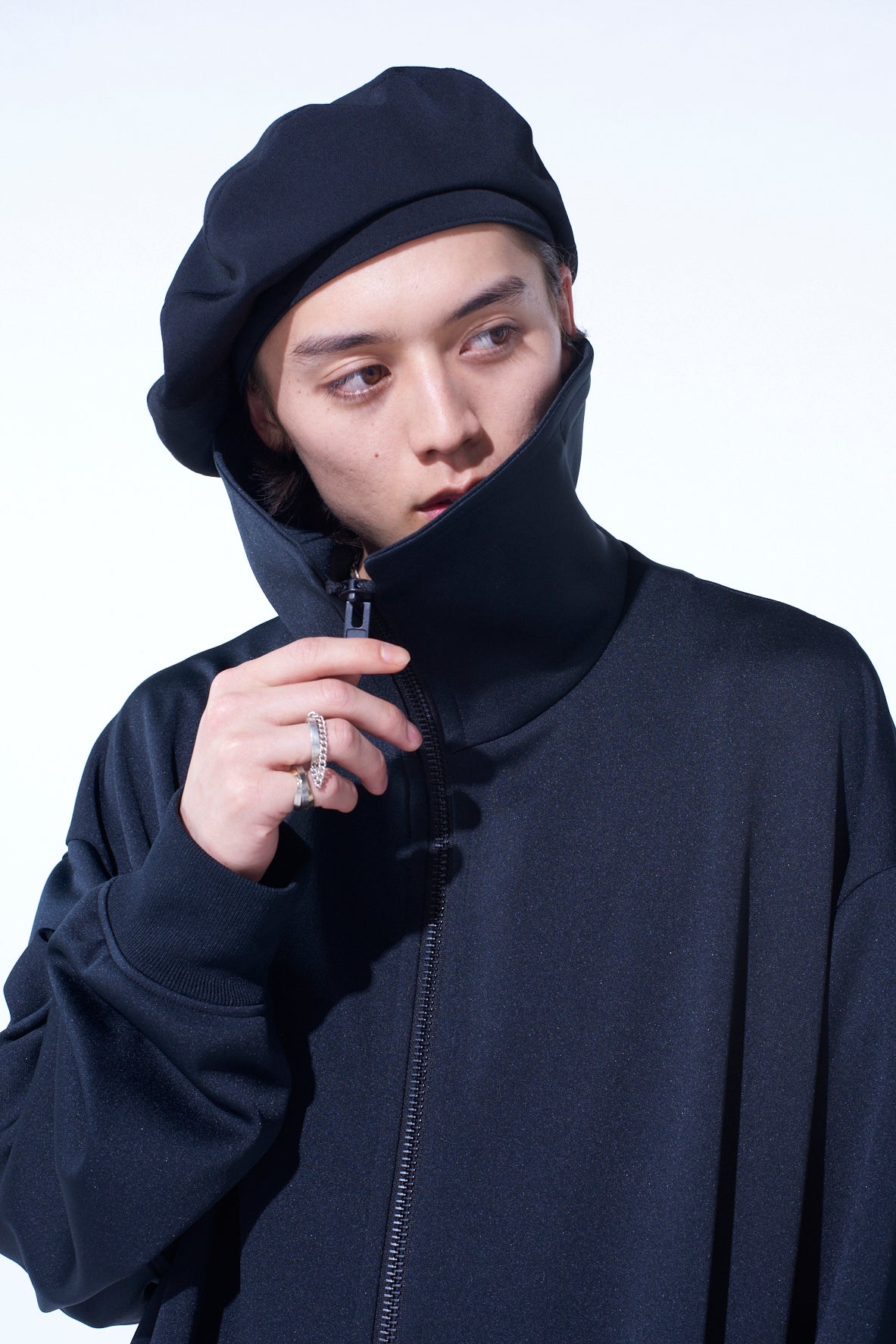 PE/SMOOTH JERSEY OVERSIZED LONG TRUCK TOP