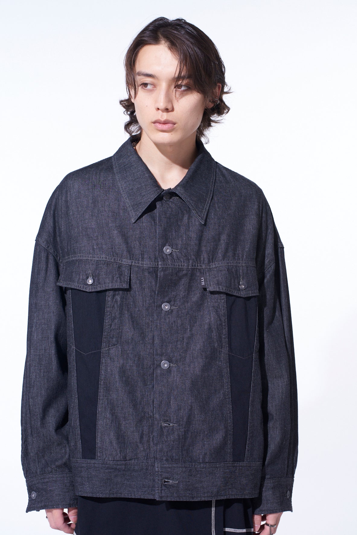 7oz TWO-TONE DENIM TRUCKER JACKET