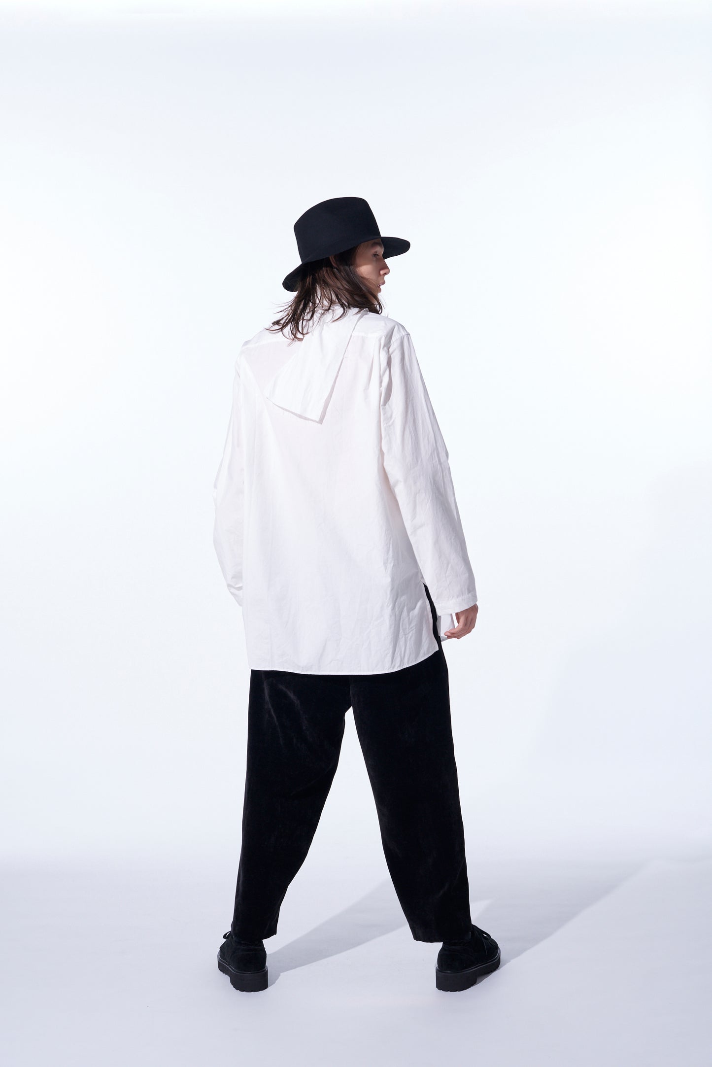 COTTON/LINEN WASHER TYPEWRITER ASYMMETRICAL STOLE COLLAR SHIRT