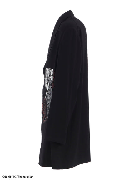 S'YTE × JUNJI ITO -UZUMAKI- AZAMI WEARING YOHJI YAMAMOTO PRINTED JACKET