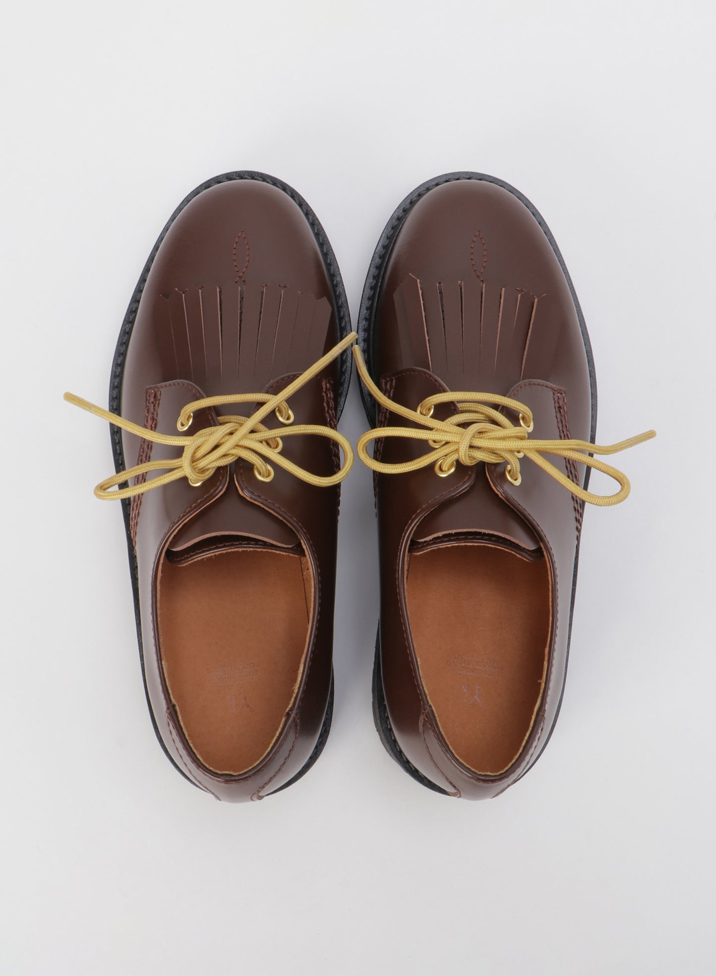 GLASS LEATHER FRINGE TONGUE SHOES