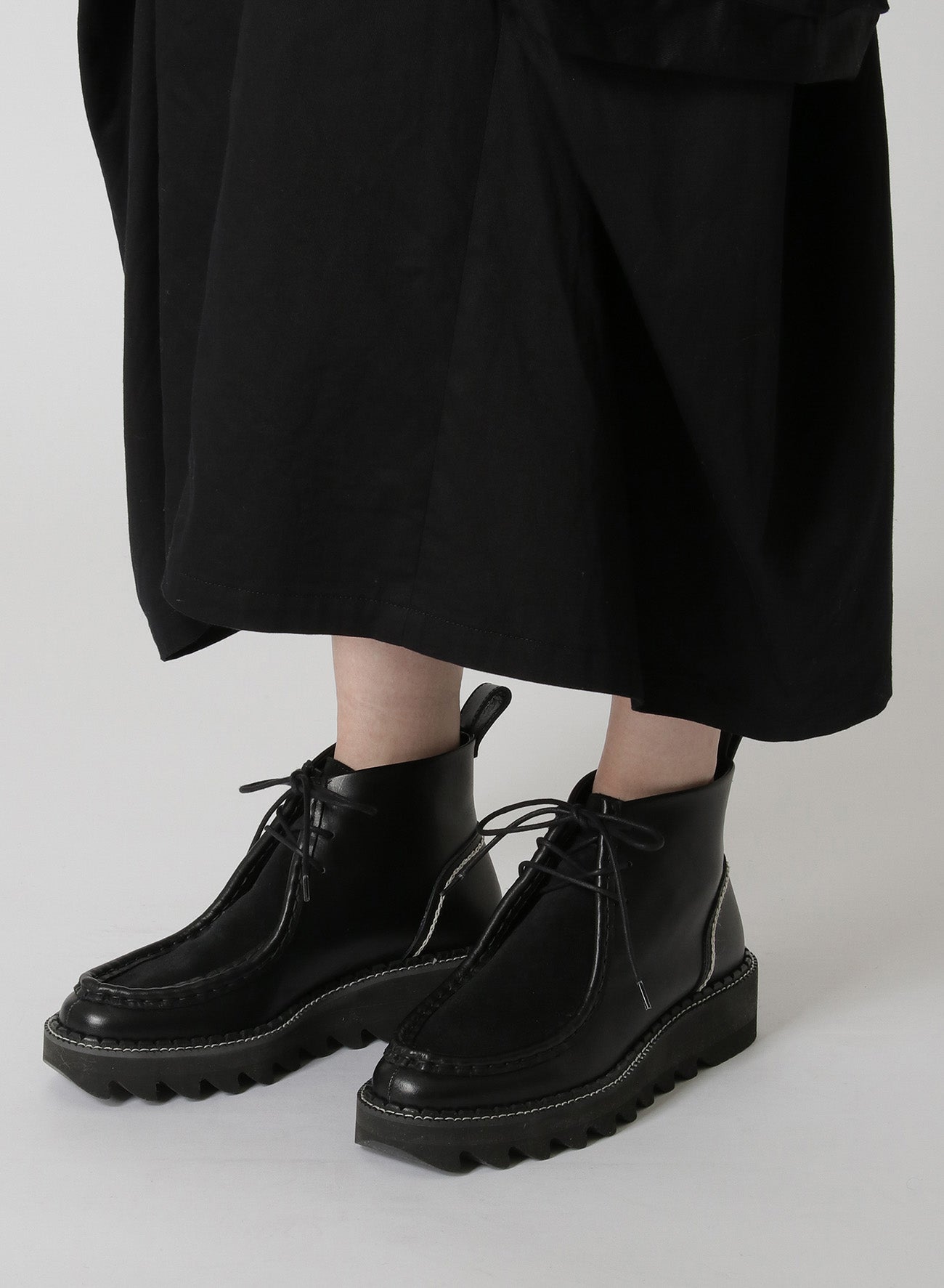 SHARK SOLE BOOTS