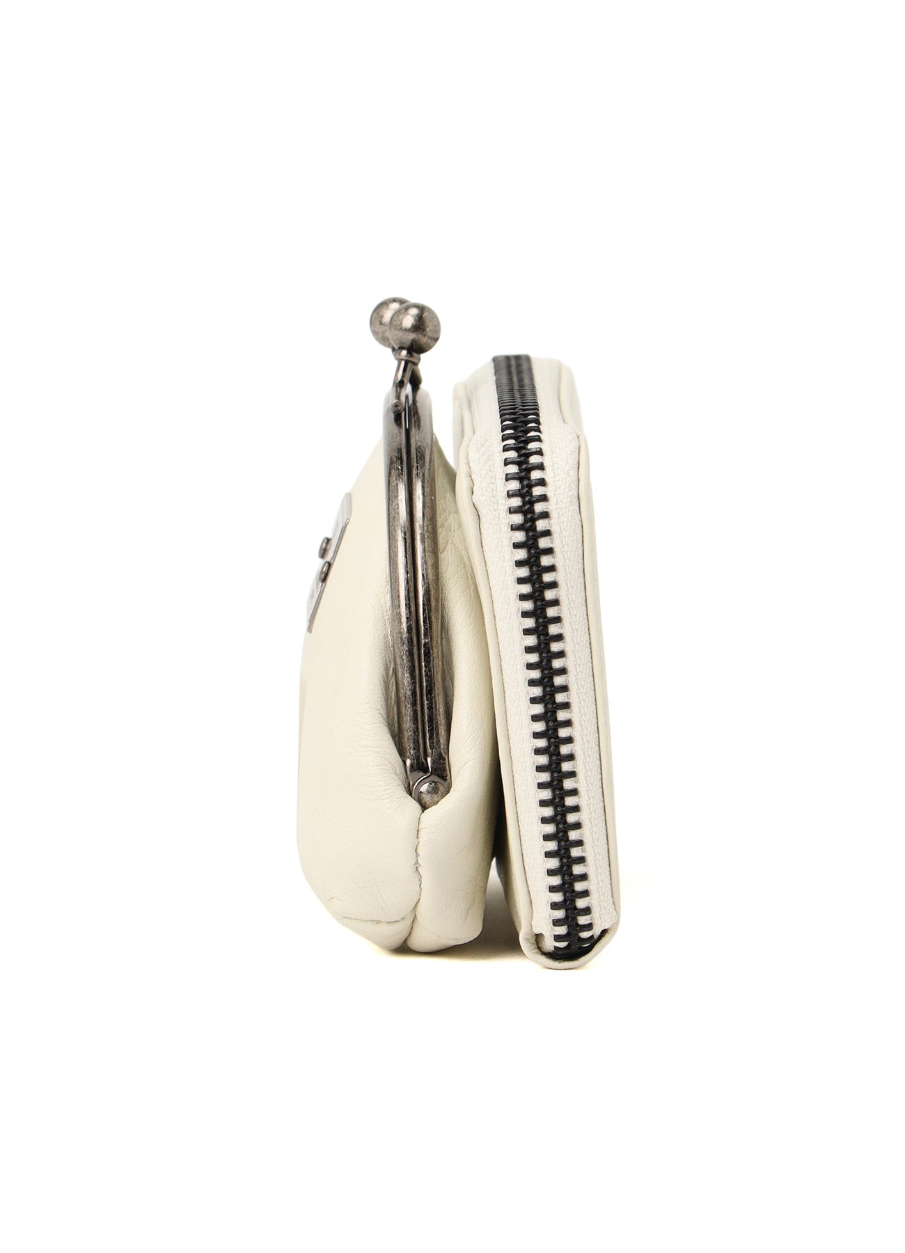 SEMI-GLOSSY LEATHER WALLET W/ METAL CLASP
