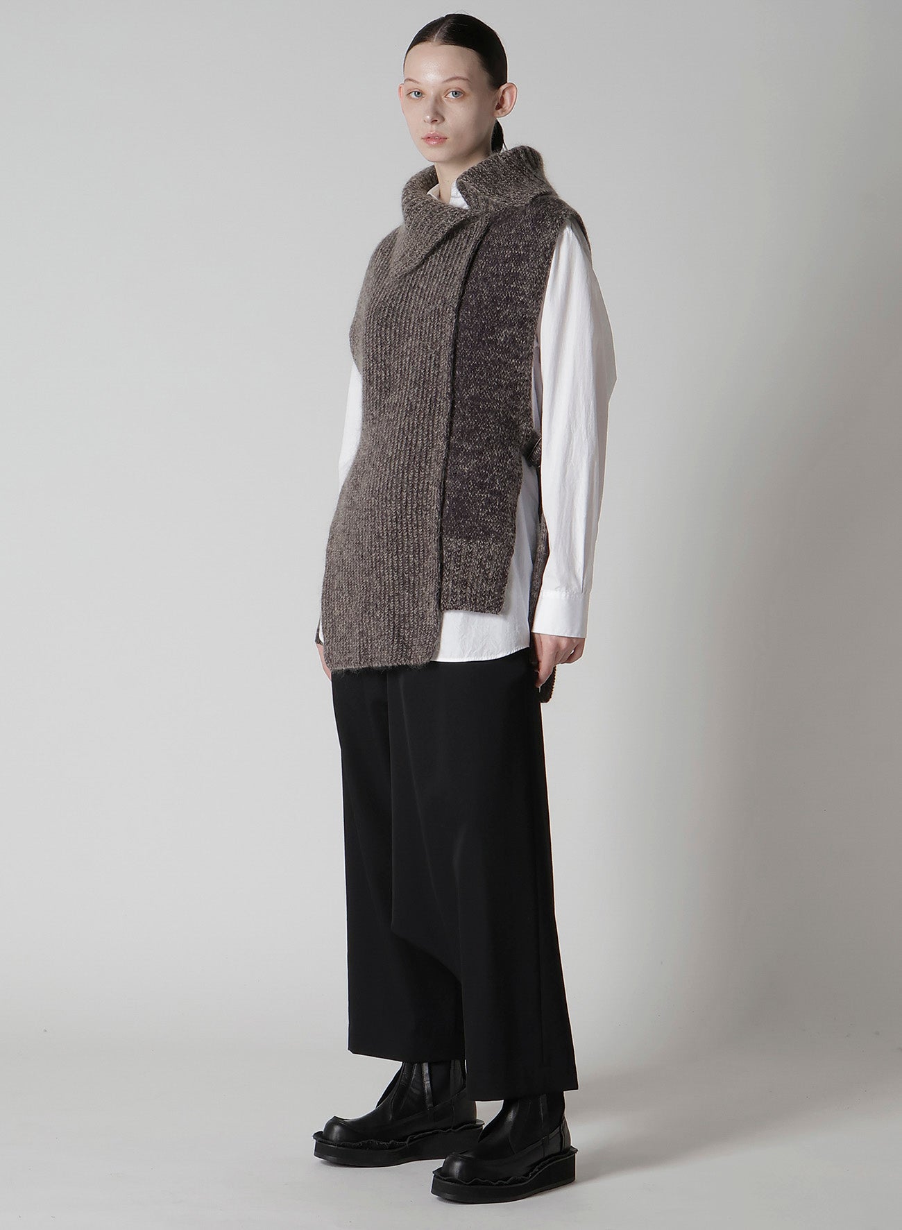 MOHAIR WOOL COMBINATION KNIT VEST