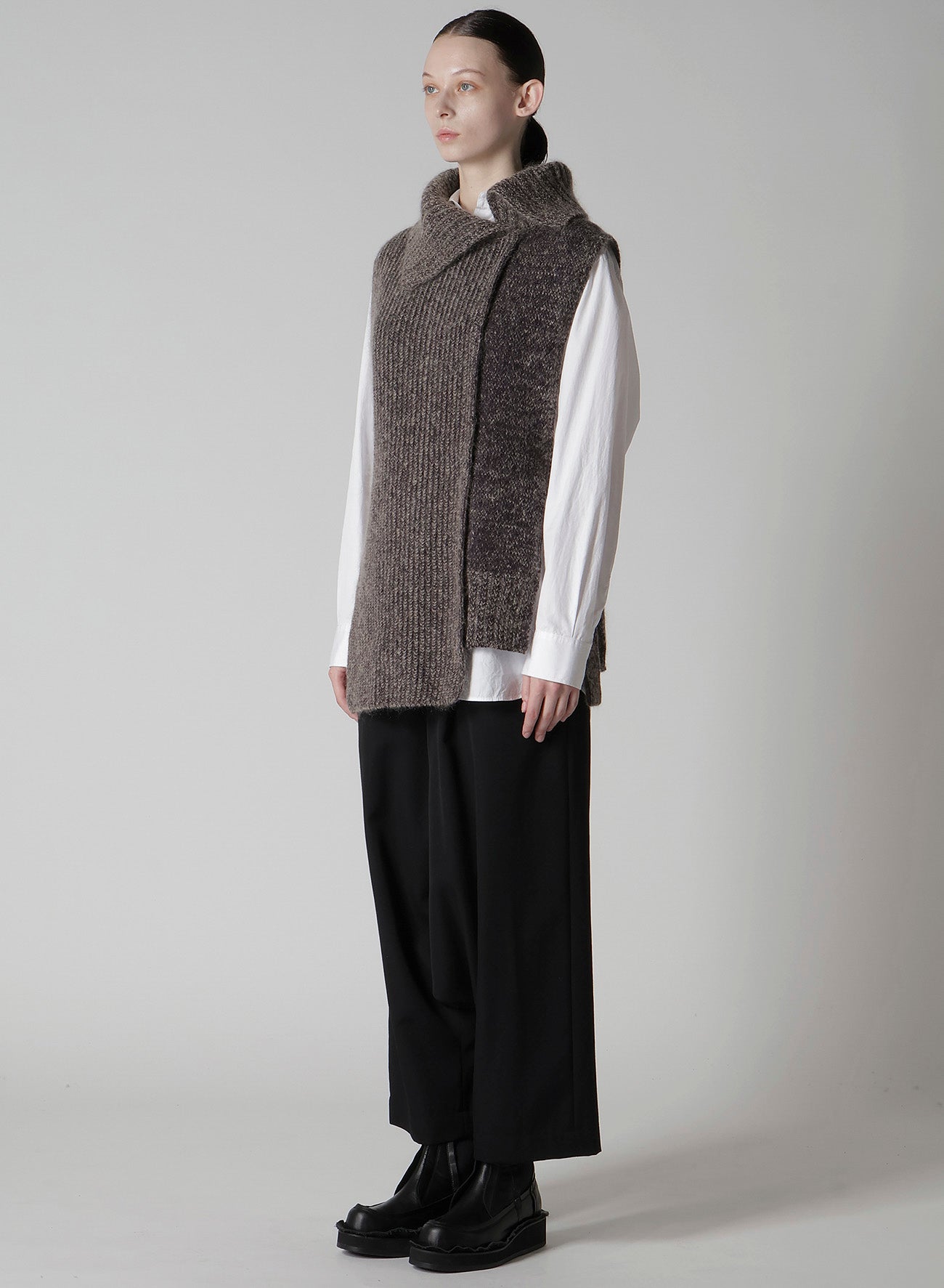 MOHAIR WOOL COMBINATION KNIT VEST