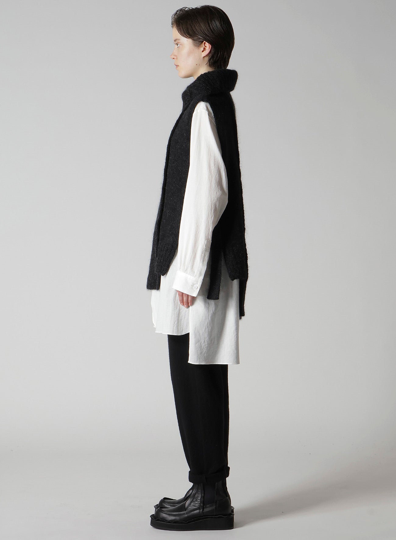 MOHAIR WOOL COMBINATION KNIT VEST