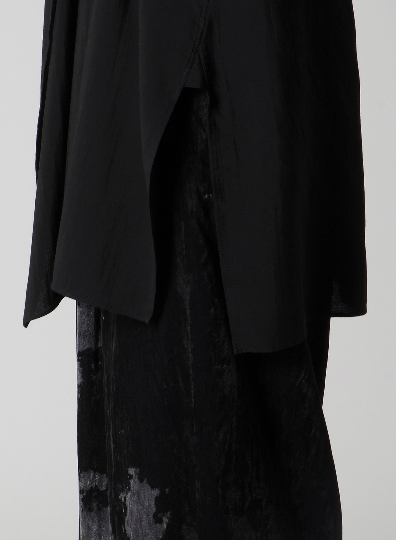 HARD-TWIST SERGE SHIRT WITH DRAPED FRONT PANEL
