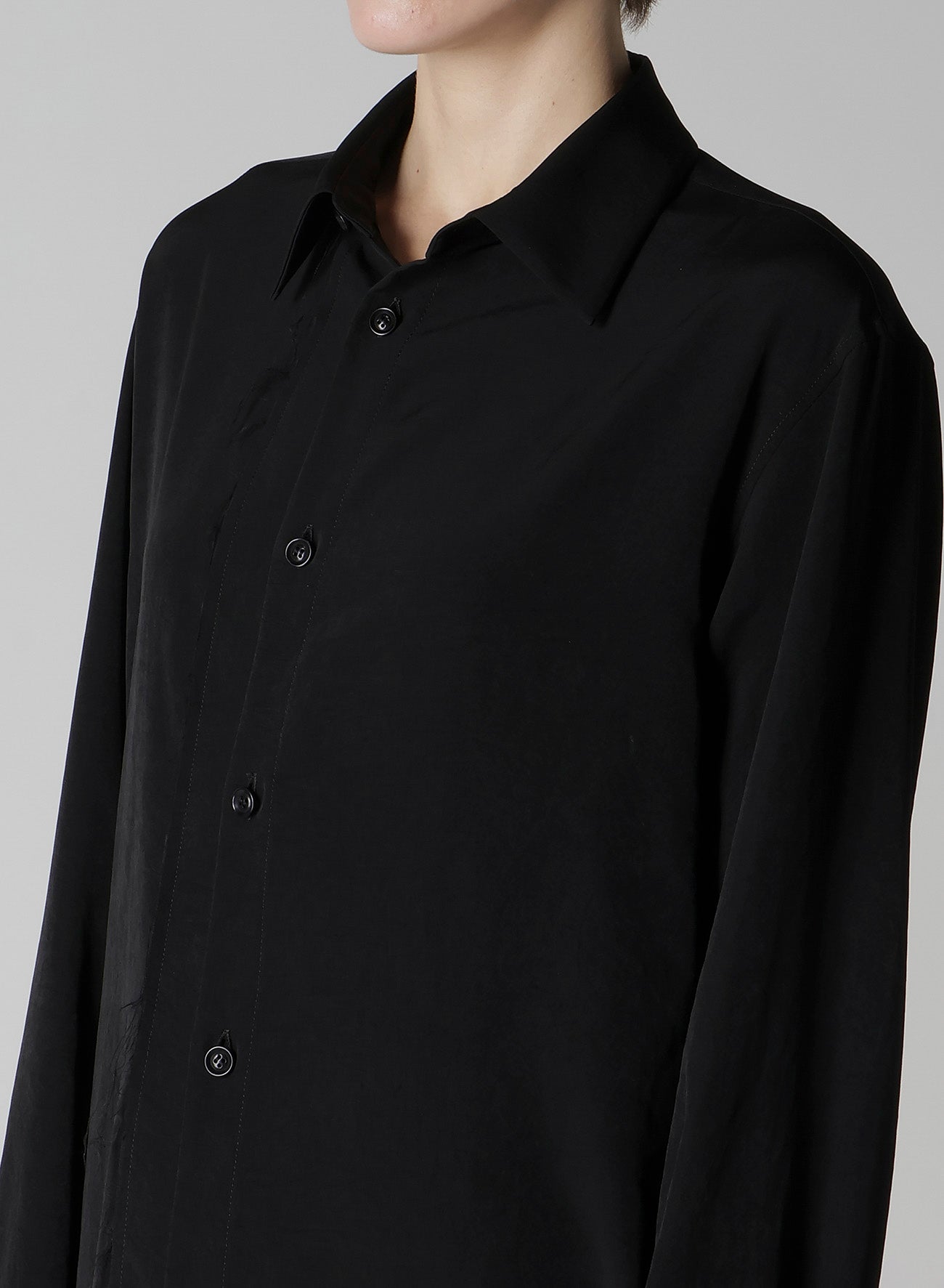 TA/PE CREPE DE CHINE ASYMMETRIC BLOUSE