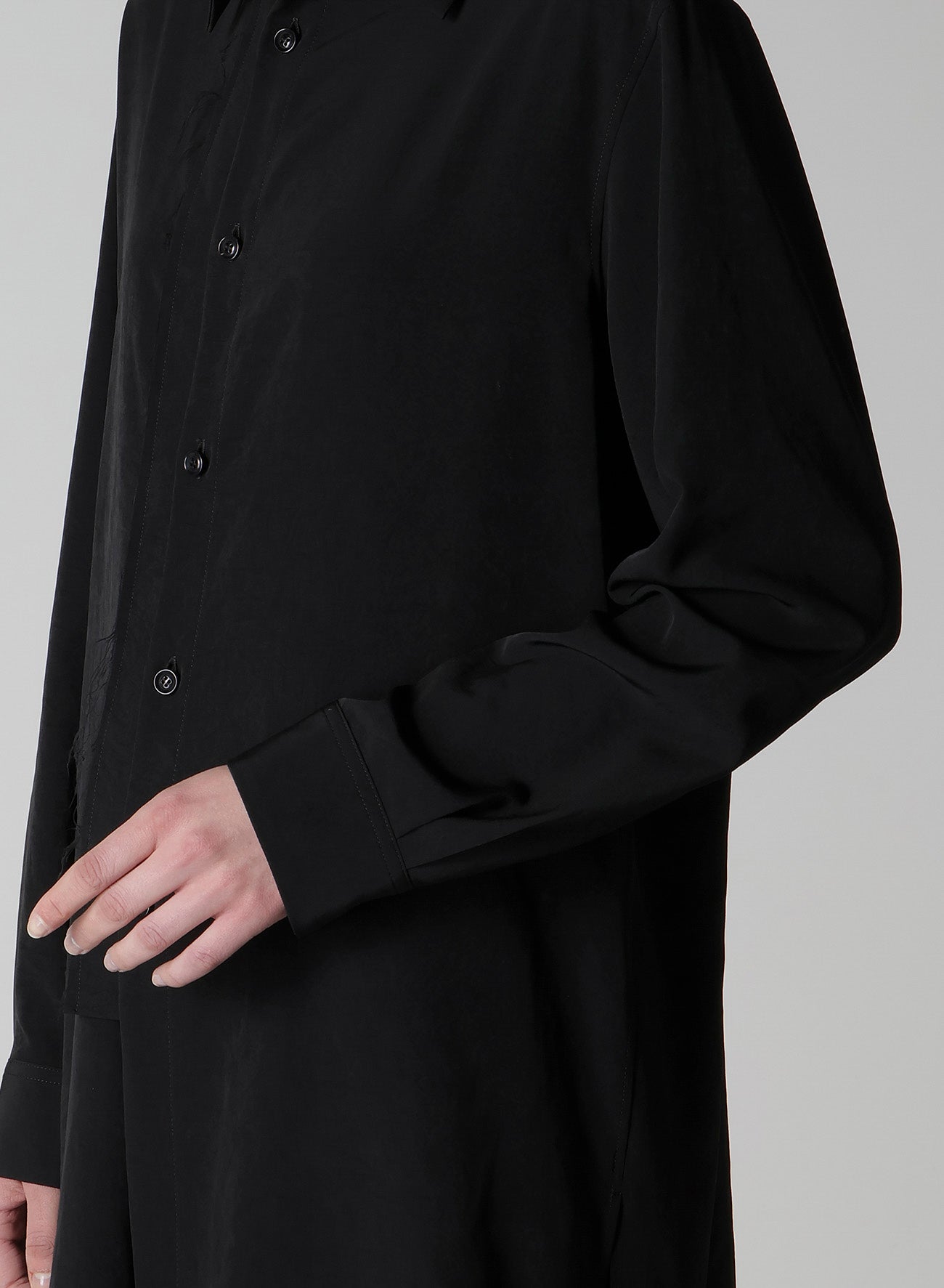 TA/PE CREPE DE CHINE ASYMMETRIC BLOUSE