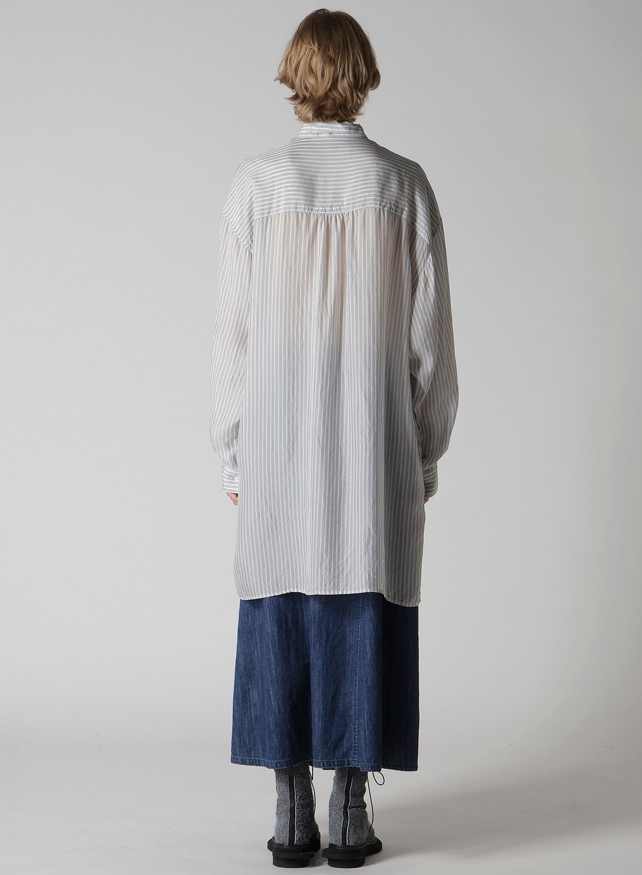 CUPRO STRIPE DESIGN COLLAR BIG BLOUSE