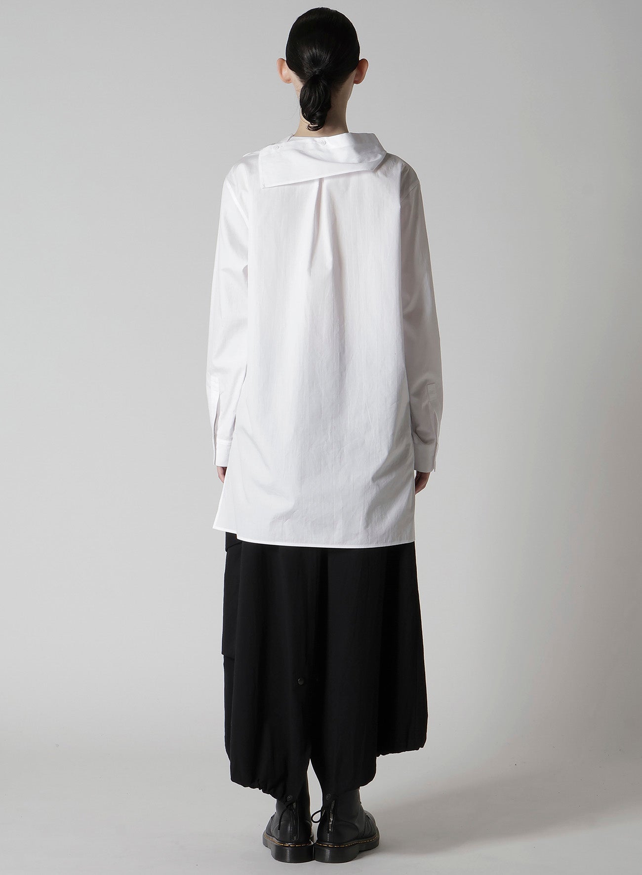 100/2 BROAD SAILOR COLLAR BLOUSE