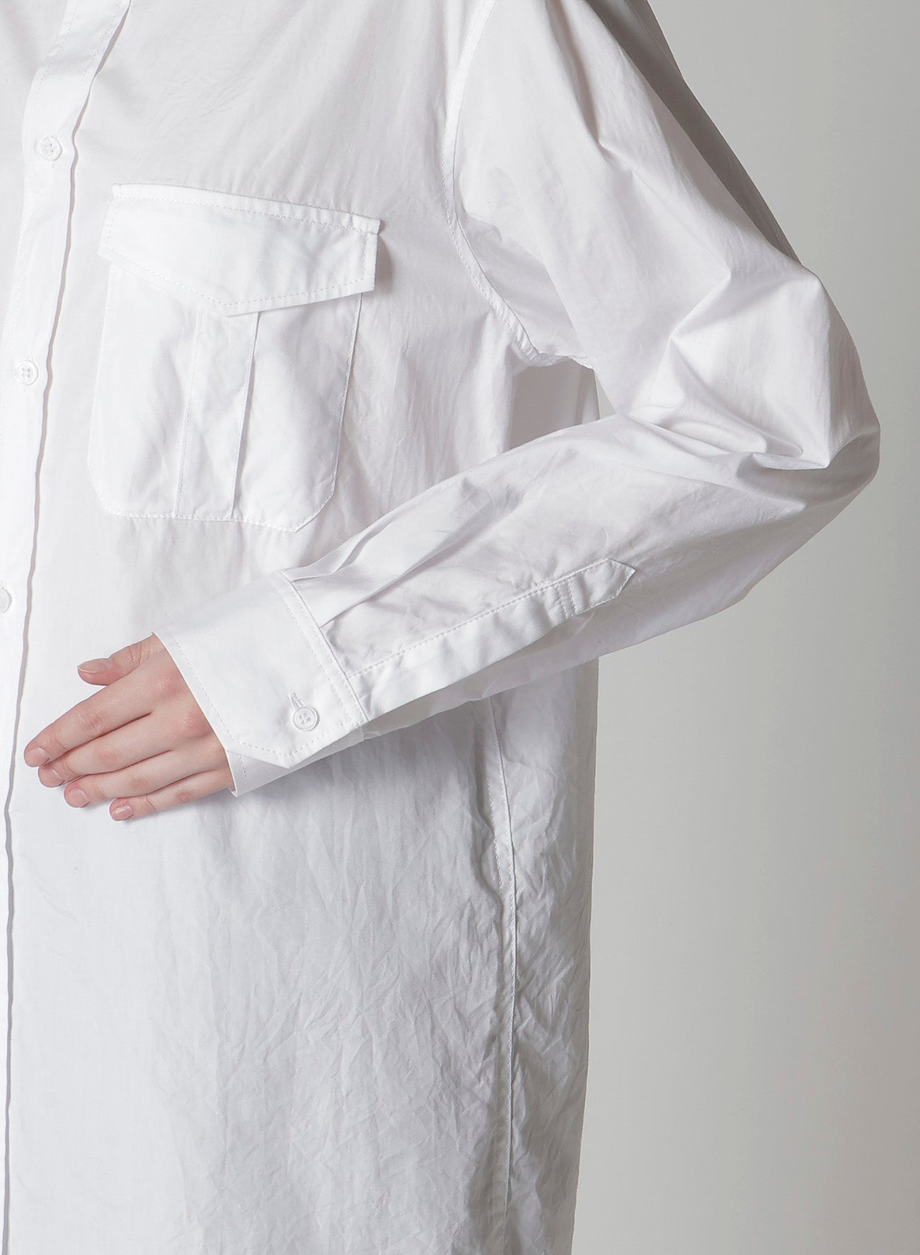 100/2 BROAD SHOULDER LOOP WORK BLOUSE