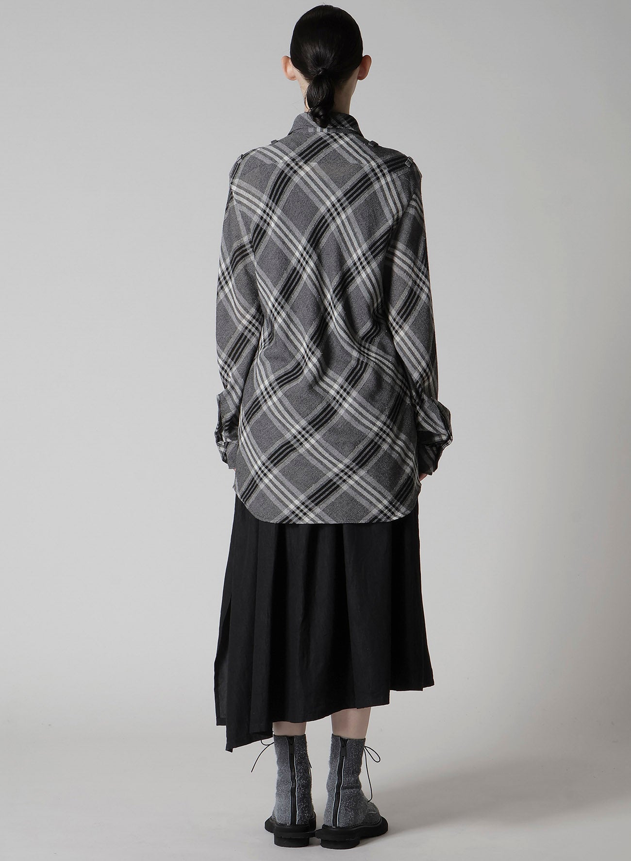GAUZE PLAID SHOULDER LOOP BLOUSE