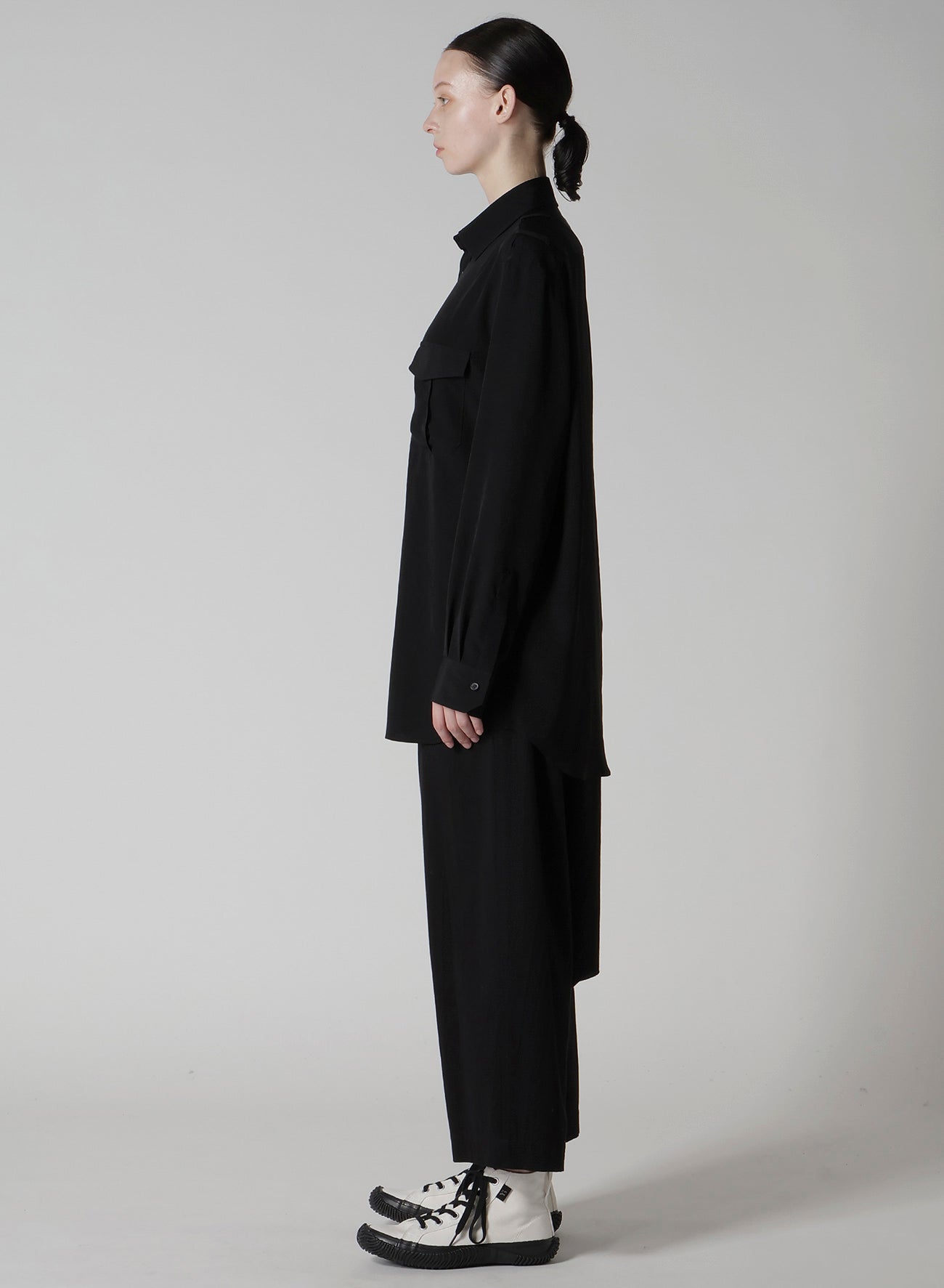 TA/PE CREPE DE CHINE SHOULDER LOOP BLOUSE