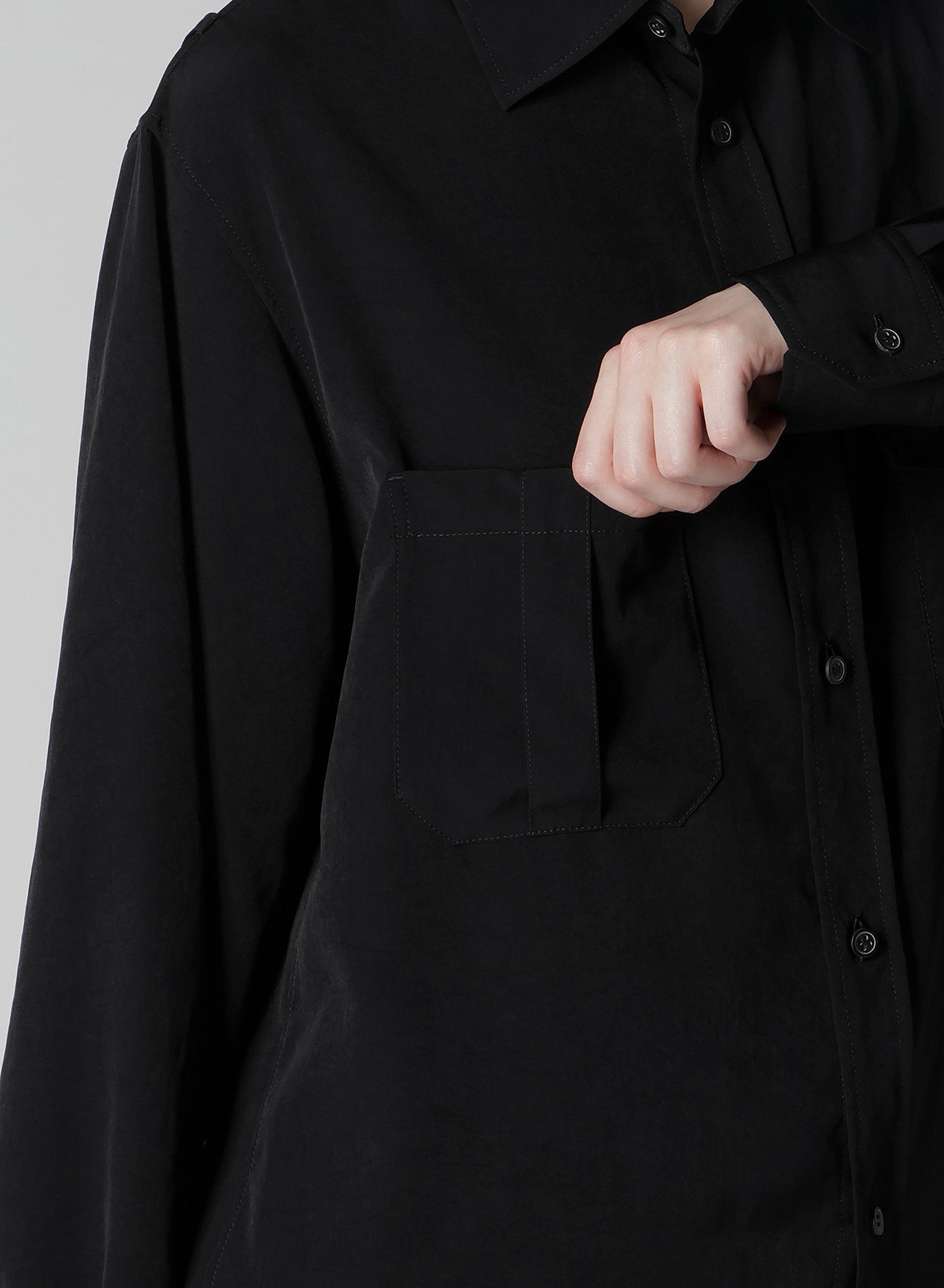 TA/PE CREPE DE CHINE SHOULDER LOOP BLOUSE