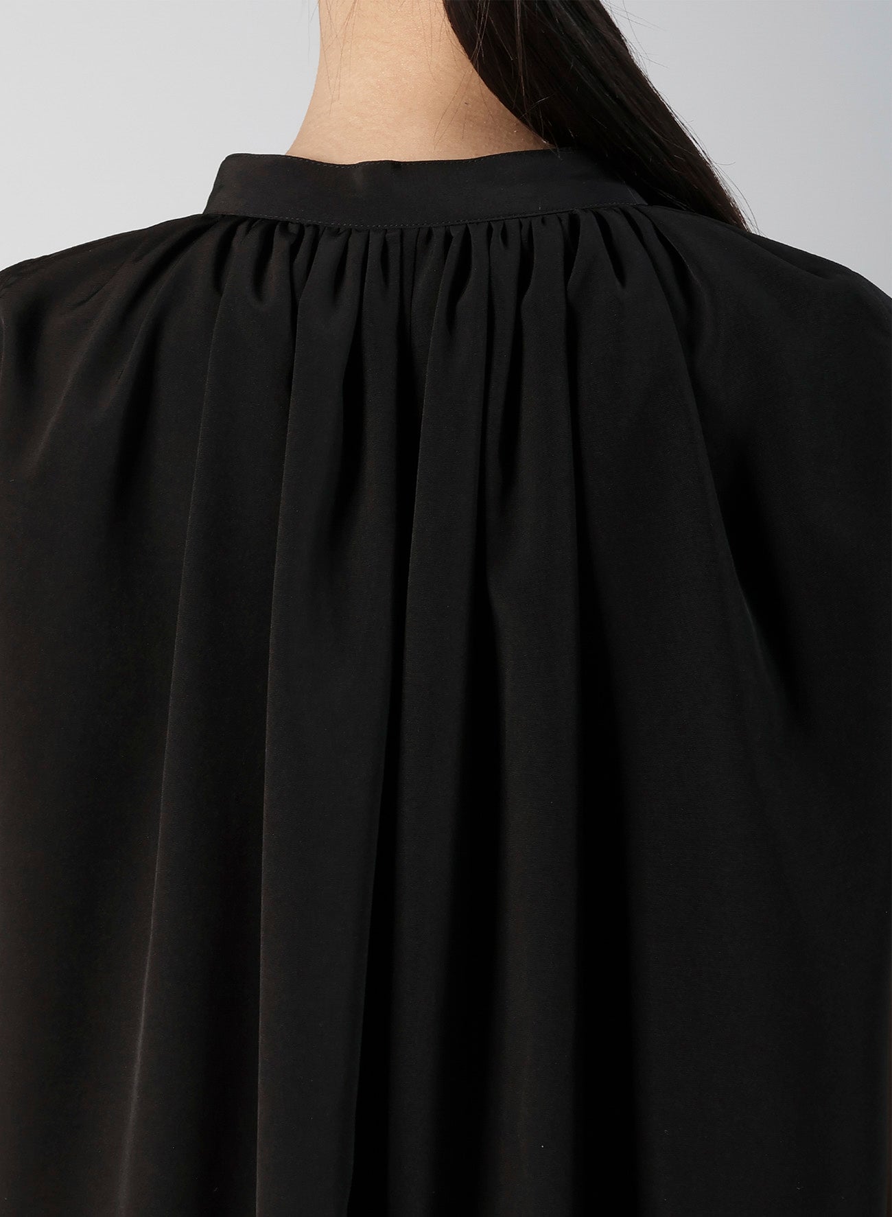 TA/PE SUPER VIYON TUSSER SLEEVELES BLOUSE