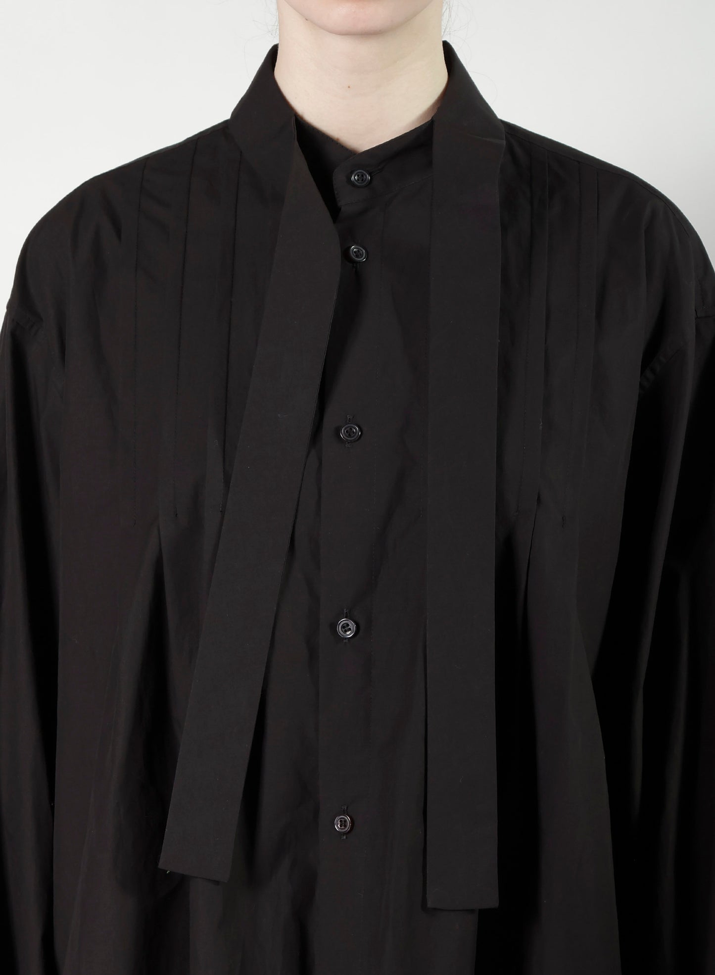 COMPACT TYPEWRITER SHIRT WITH BOWTIE
