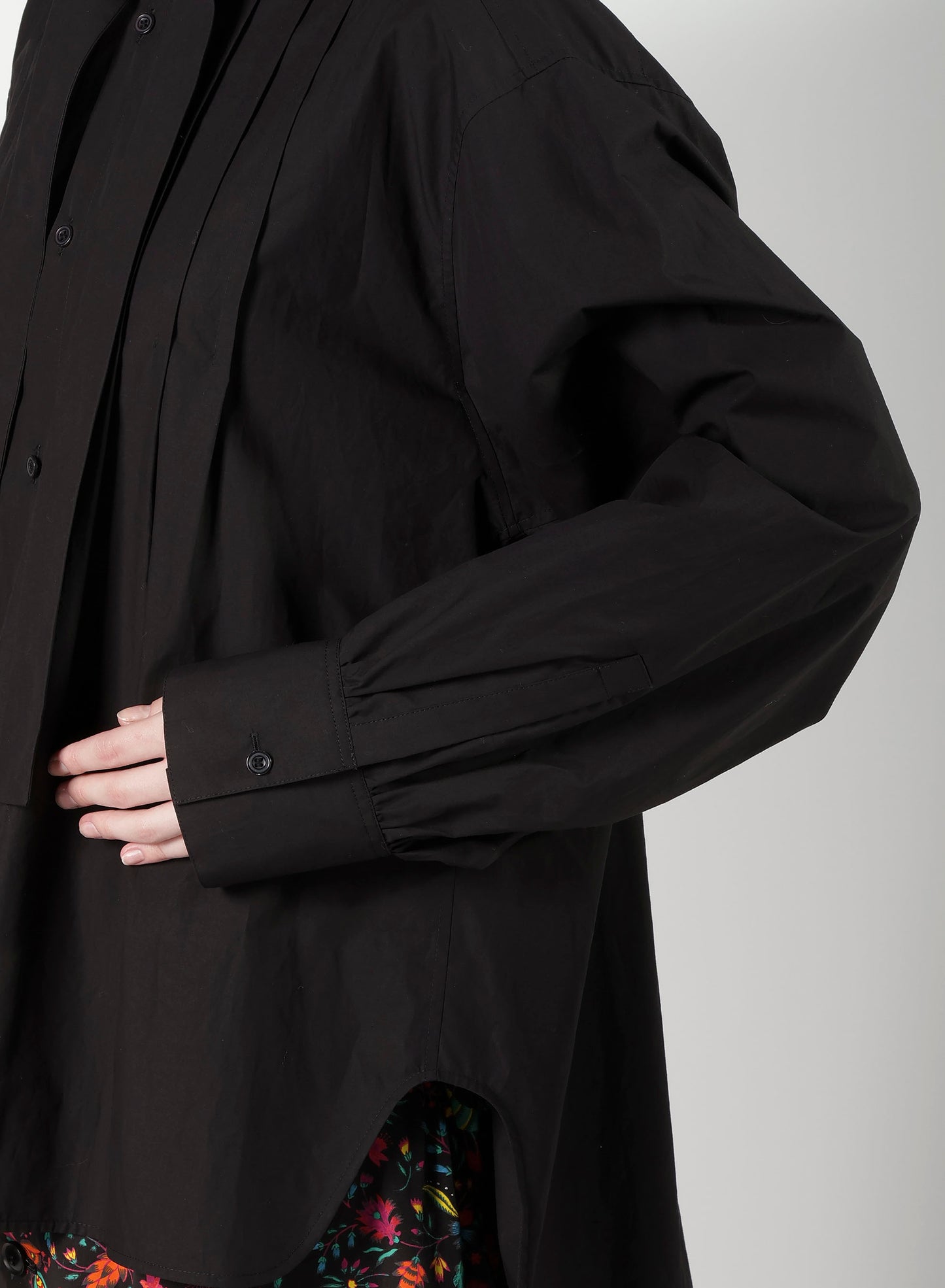 COMPACT TYPEWRITER SHIRT WITH BOWTIE