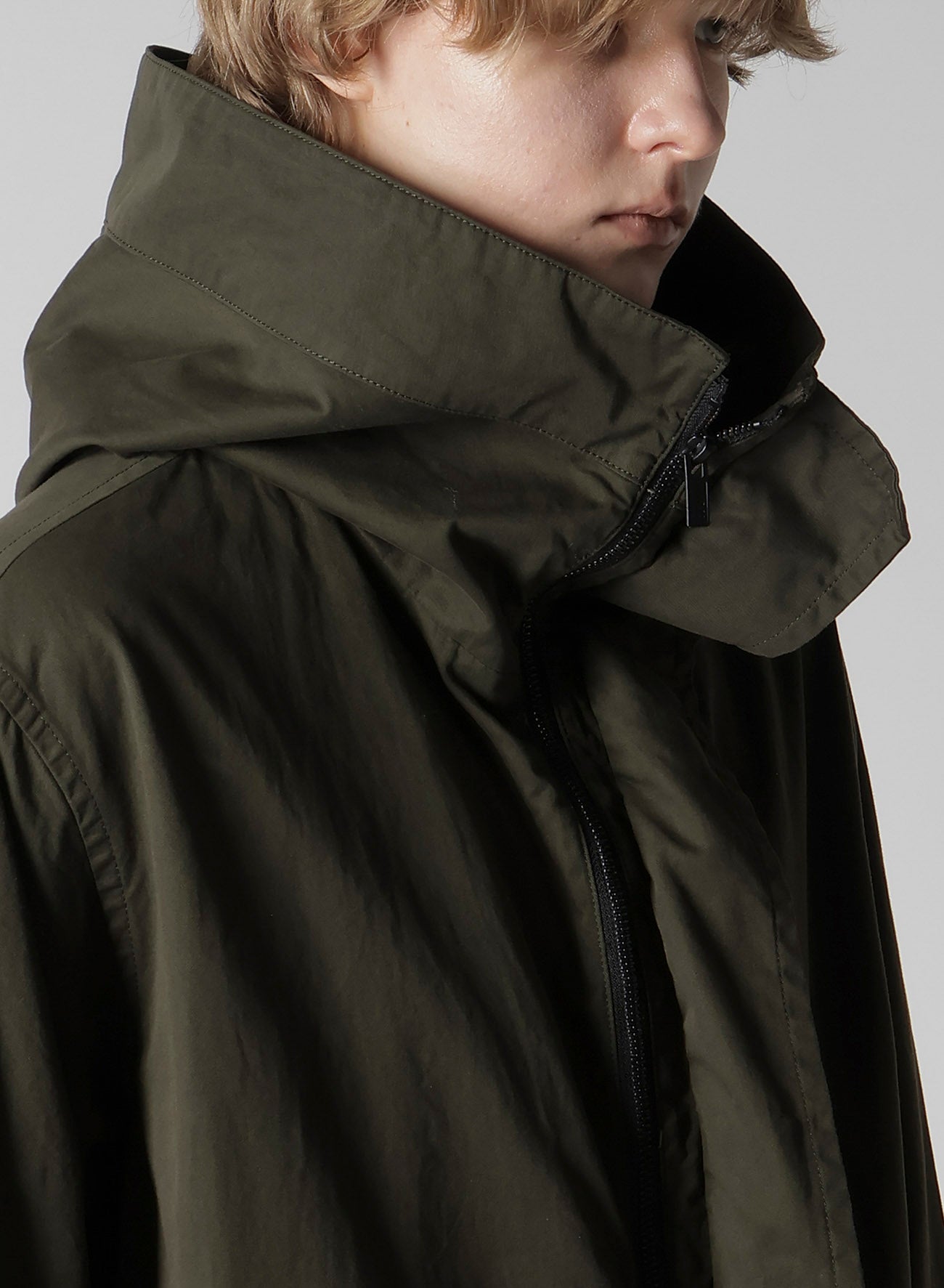 COTTON TWILL GARMENT DYE HOODIE COAT