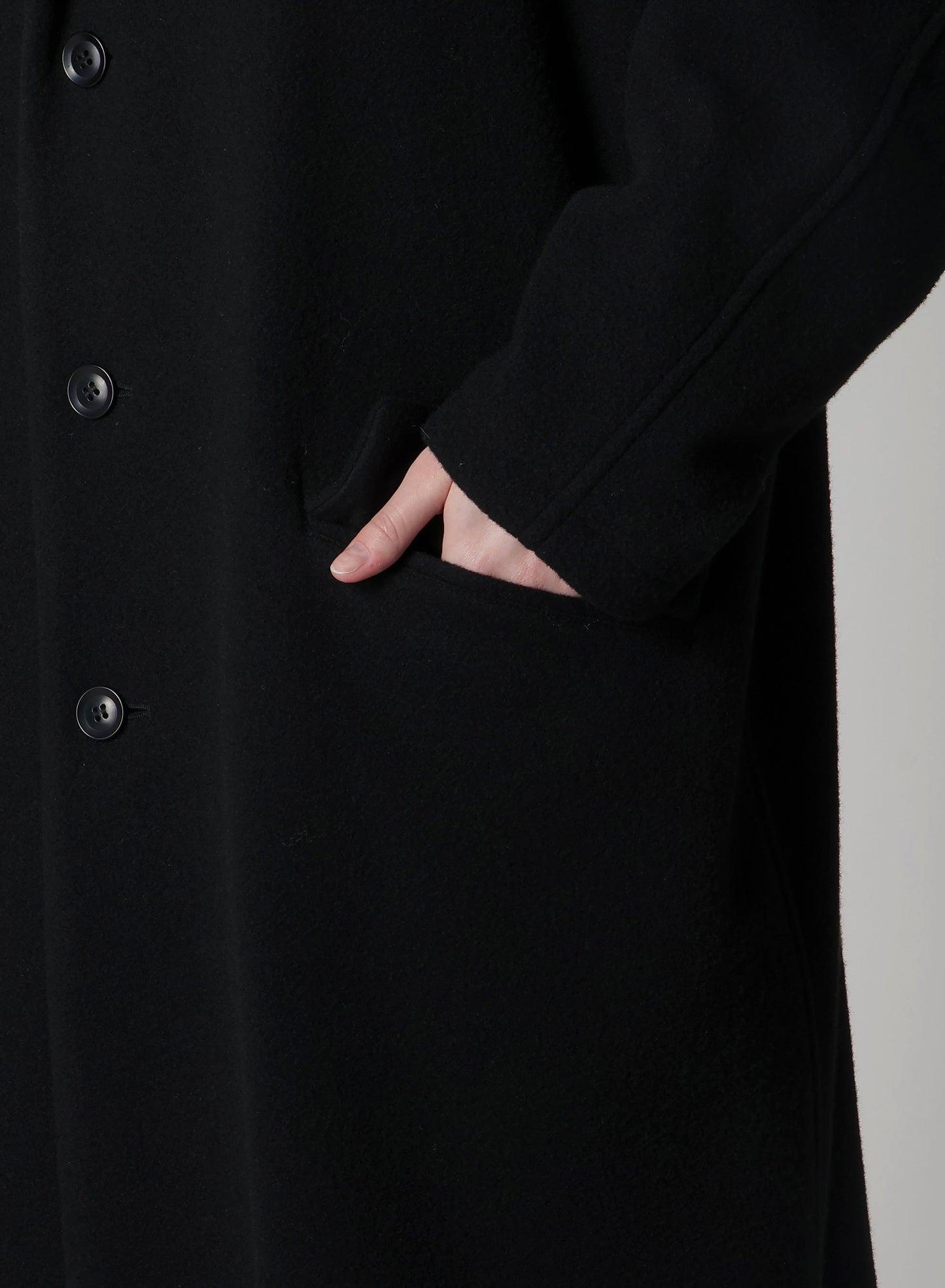 WOOL MOSSER 3-BUTTON TAILORED COAT