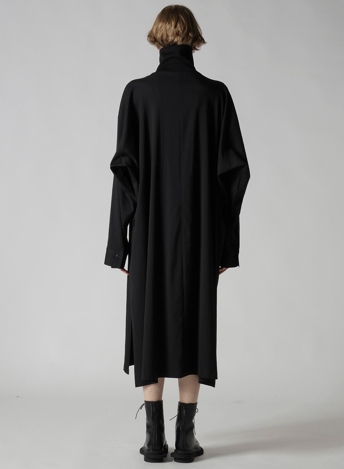 WOOL BREND TWILL STAND-UP COLLAR DRESS
