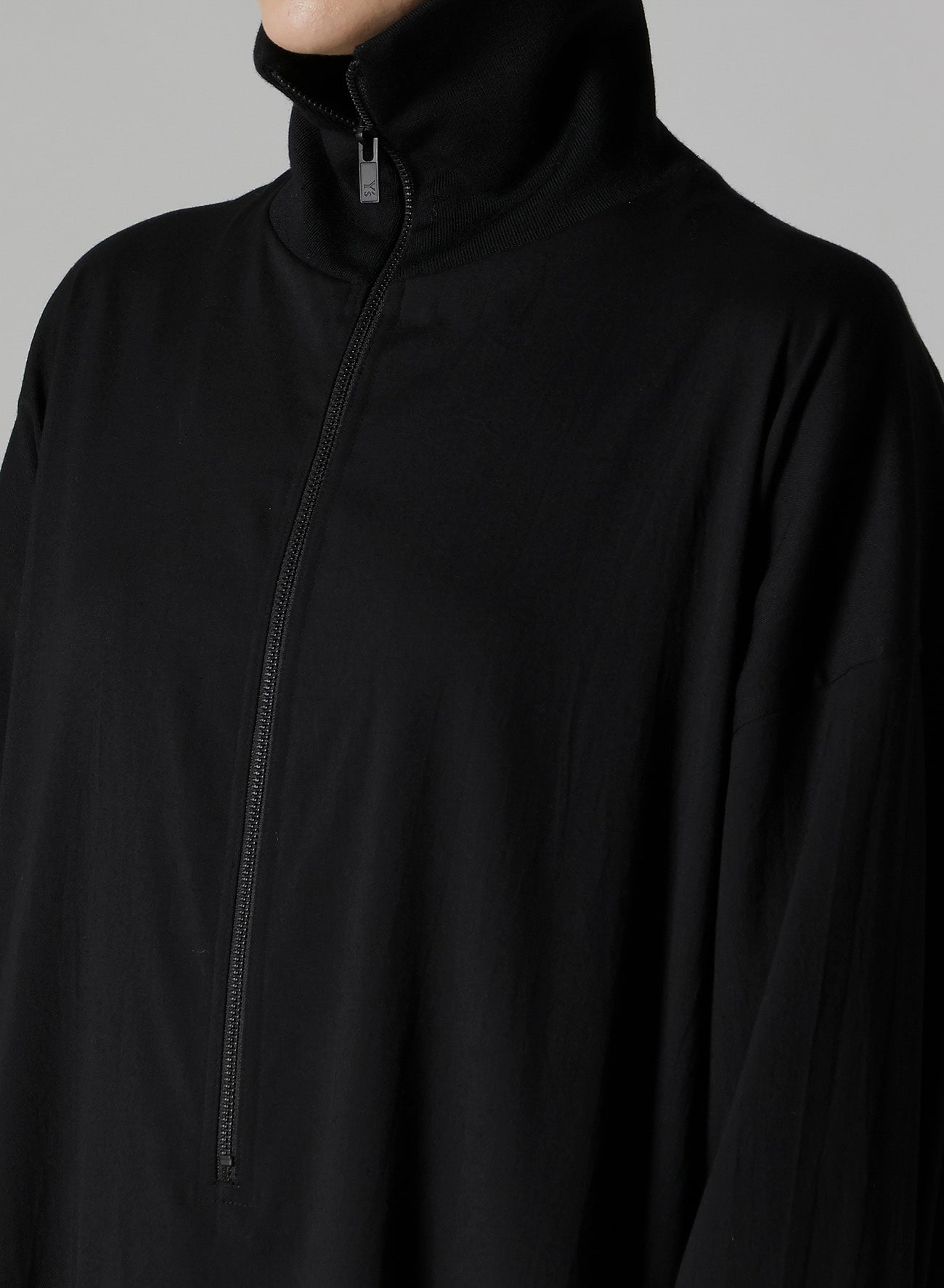 WOOL BREND TWILL STAND-UP COLLAR DRESS